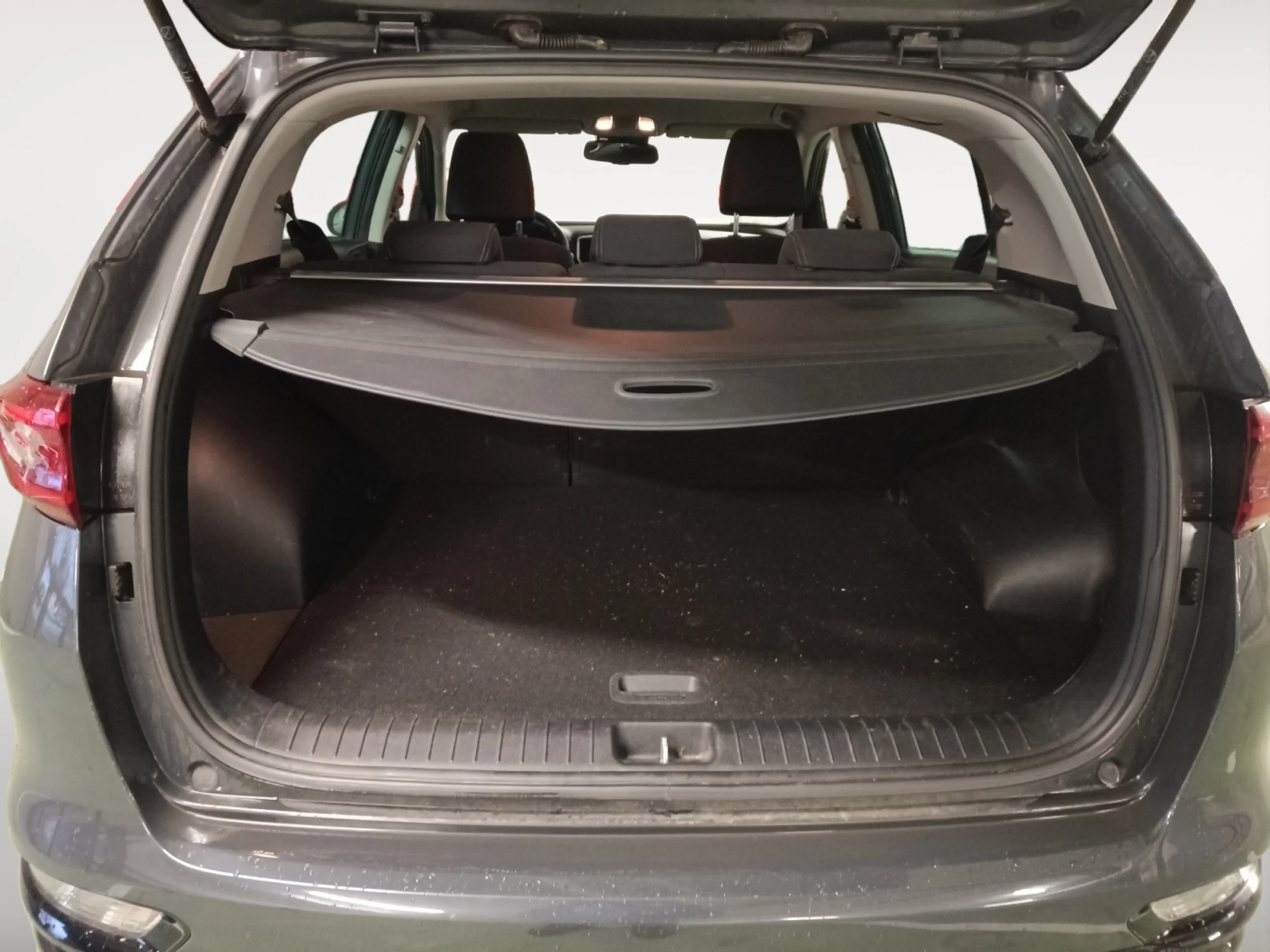 KIA SPORTAGE 1.6 GDI 97KW (132CV) BLACK EDITION 4X2 - Foto 7