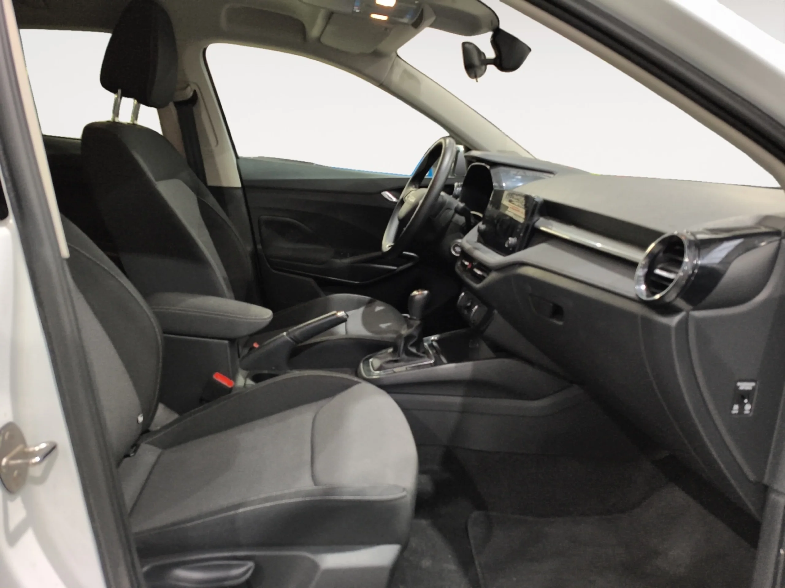 SKODA FABIA 1.0 TSI 70KW (95CV) DESIGN - Foto 4