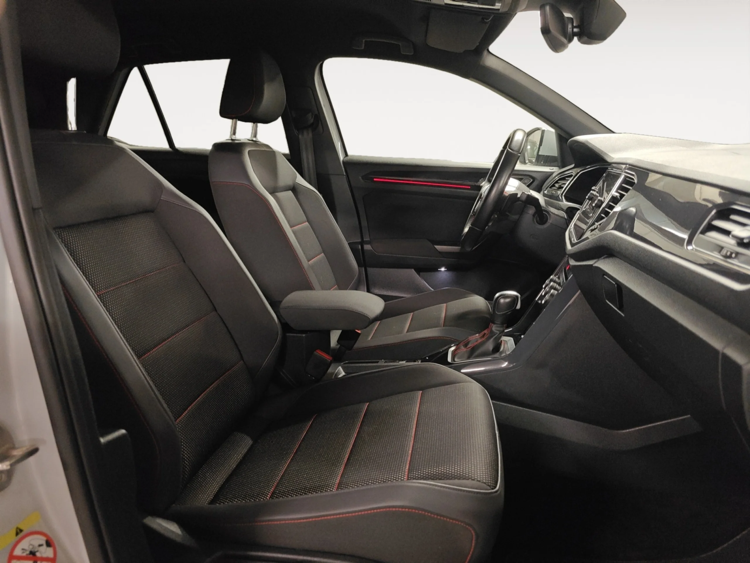 VOLKSWAGEN T ROC SPORT 1.5 TSI 110KW (150CV) DSG - Foto 5