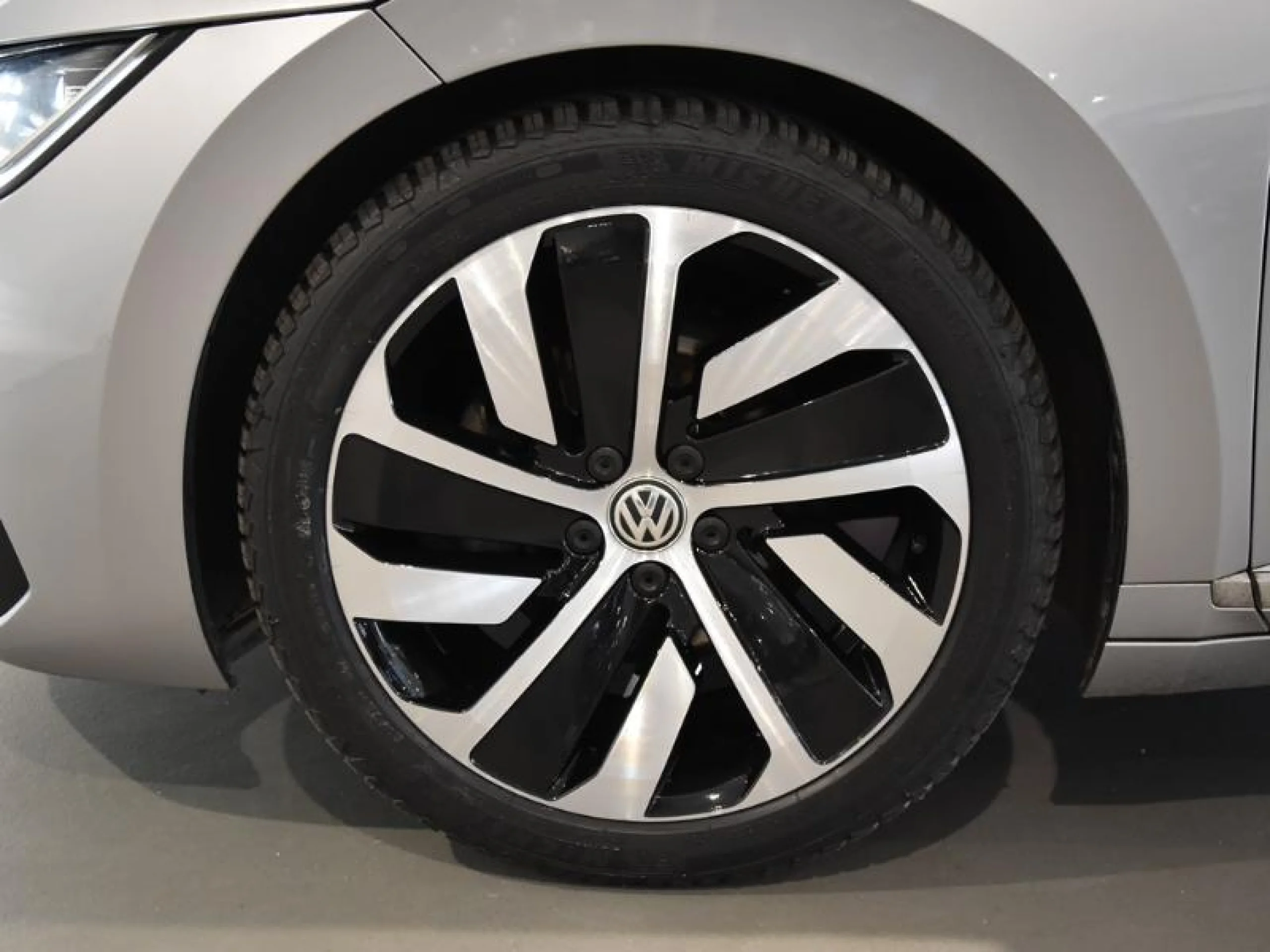 VOLKSWAGEN ARTEON R LINE 2.0 TDI 110KW (150CV) DSG - Foto 8