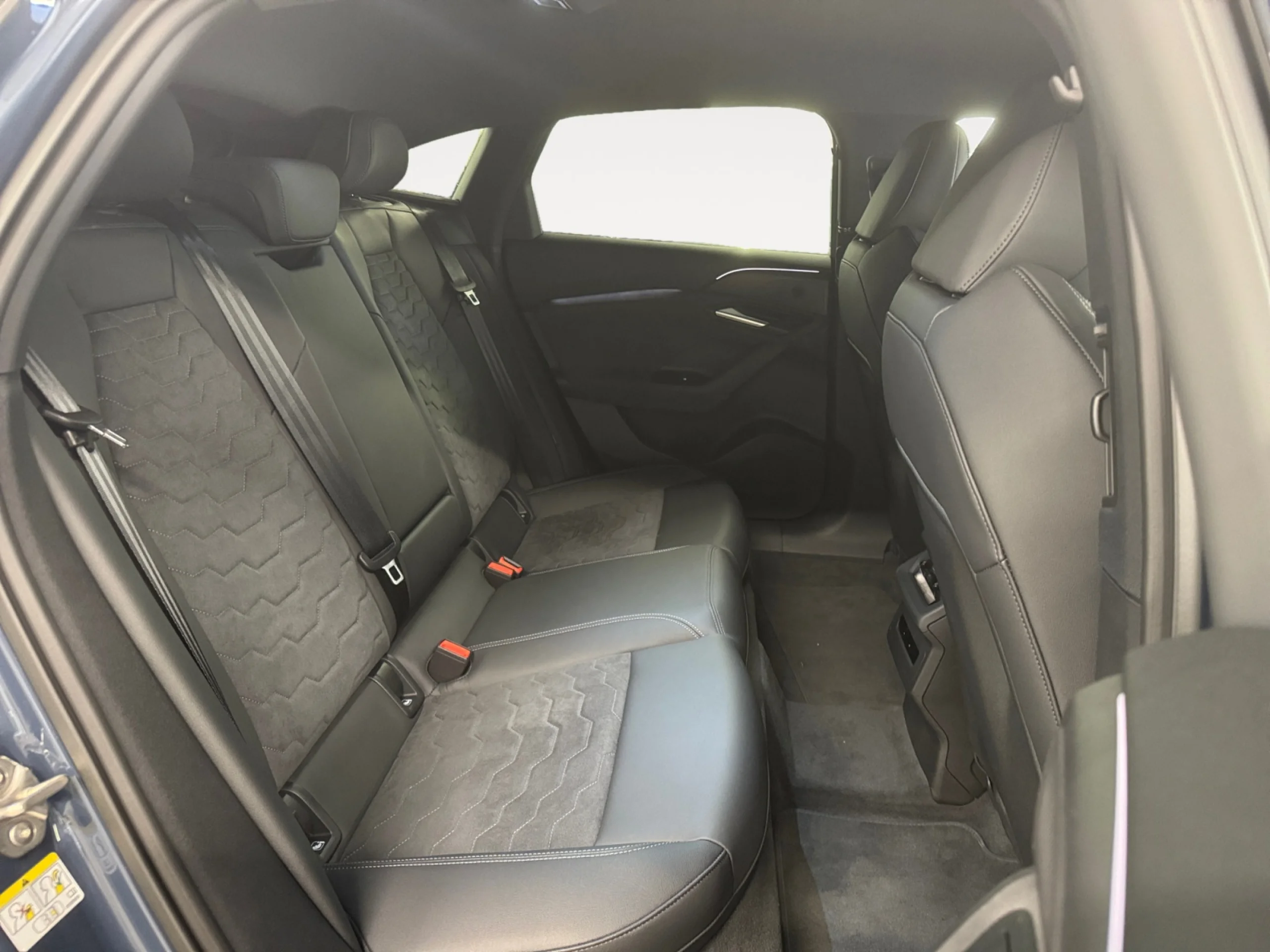 AUDI A6 E TRON SPORTBACK BLACK LINE E TRON QUATTRO - Foto 6