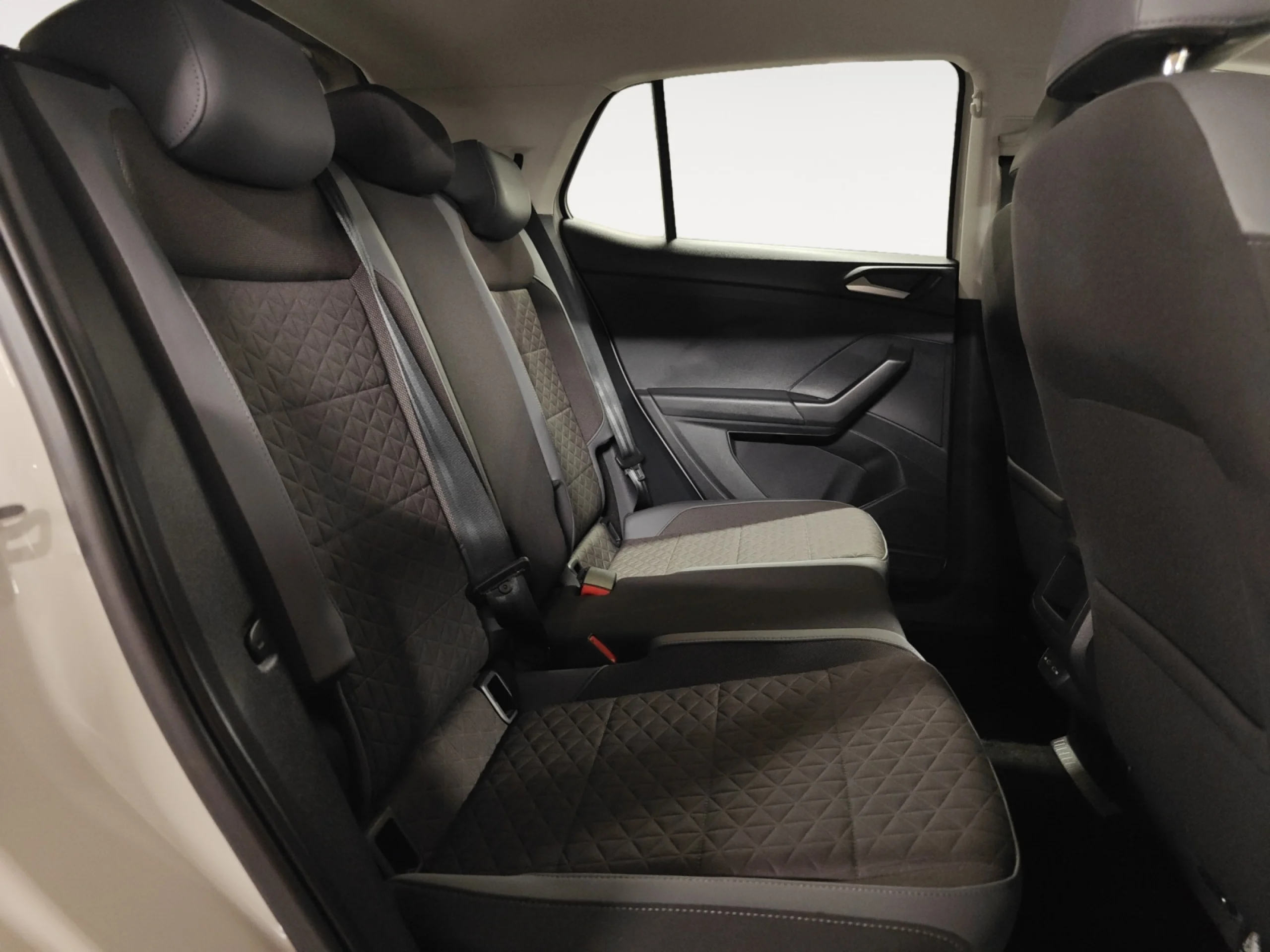VOLKSWAGEN T CROSS SPORT 1.0 TSI 81KW (110CV) - Foto 6