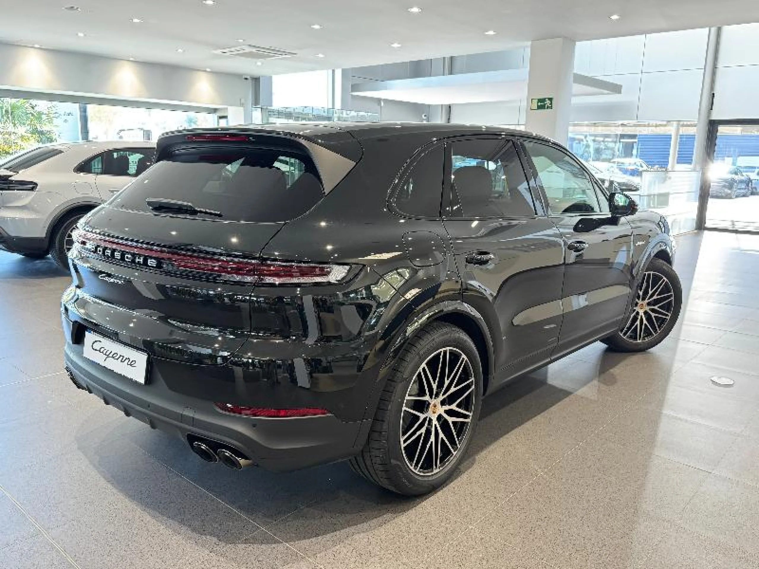 PORSCHE CAYENNE E HYBRID - Foto 5
