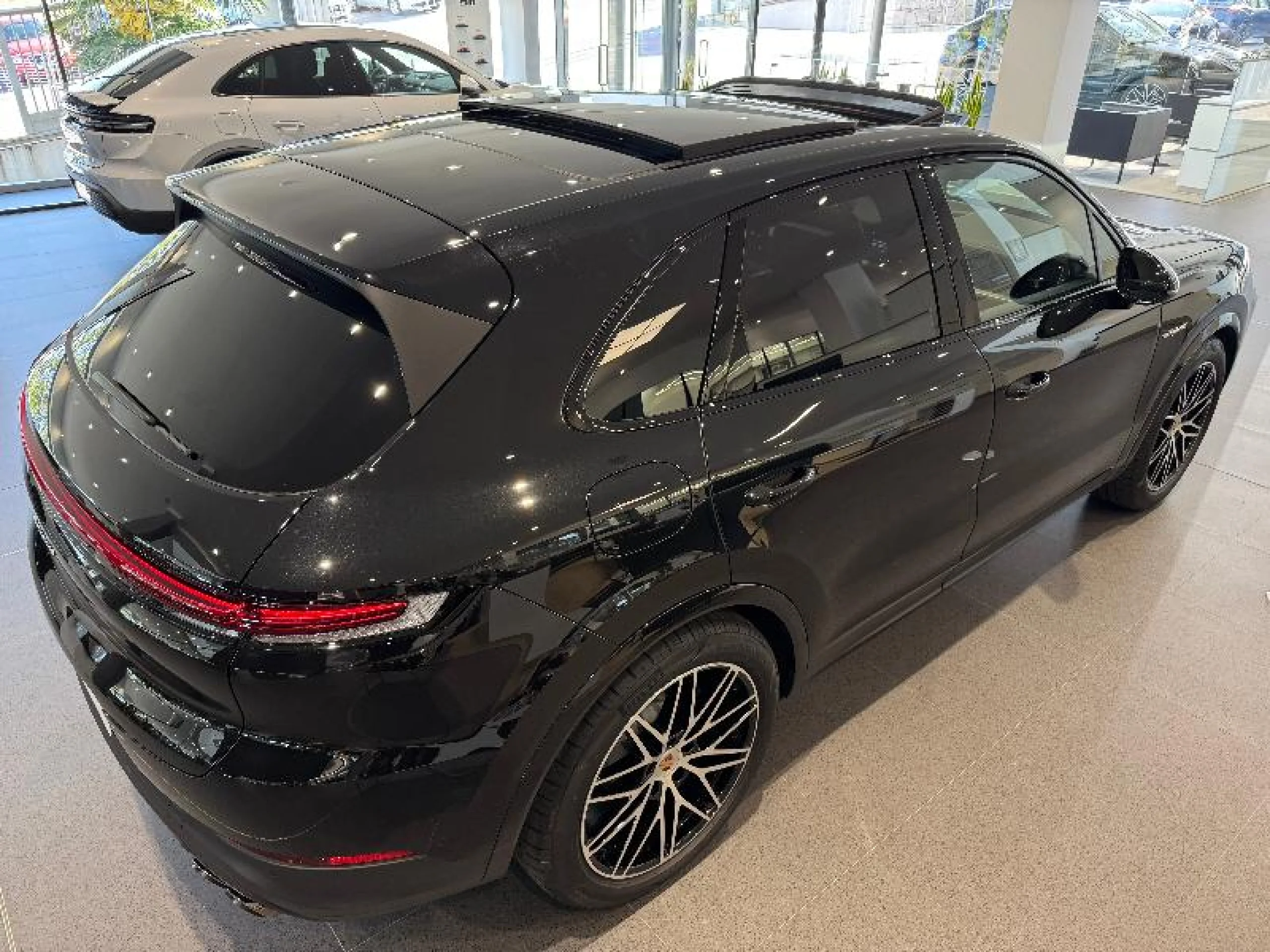 PORSCHE CAYENNE E HYBRID - Foto 7