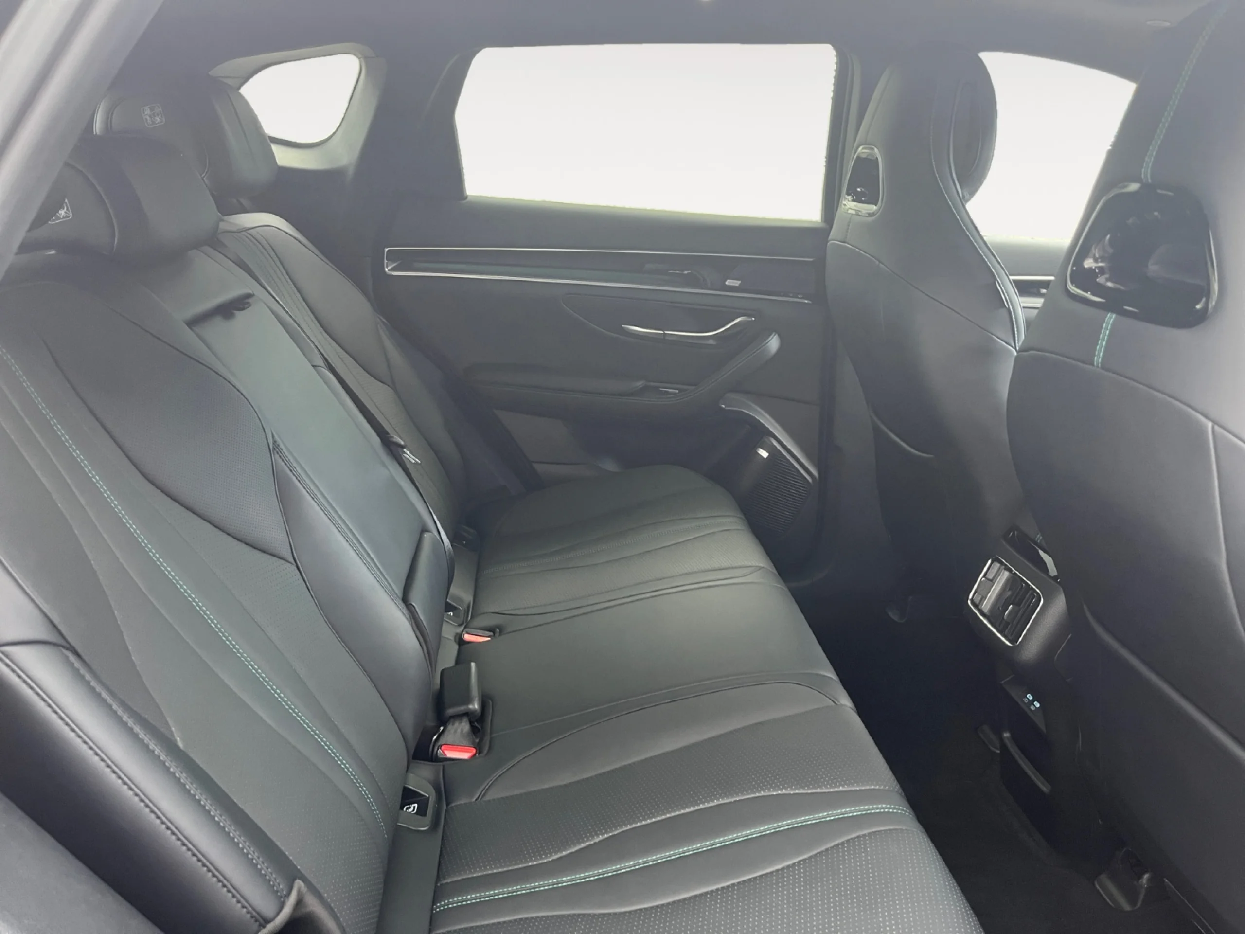 BYD SEAL U 1.5 DM I COMFORT - Foto 6