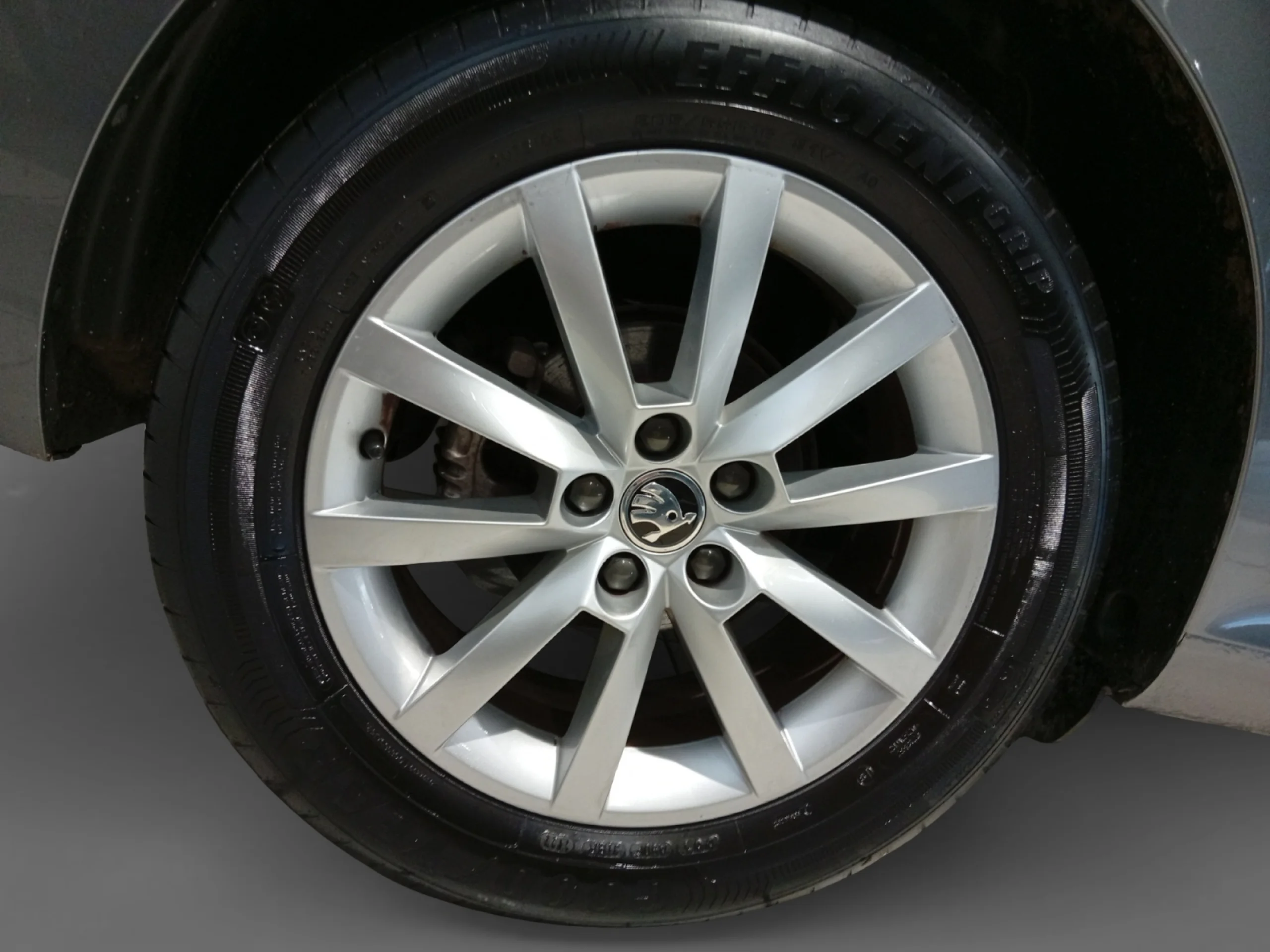 SKODA SCALA 1.0 TSI 81KW (110 CV) AMBITION - Foto 6