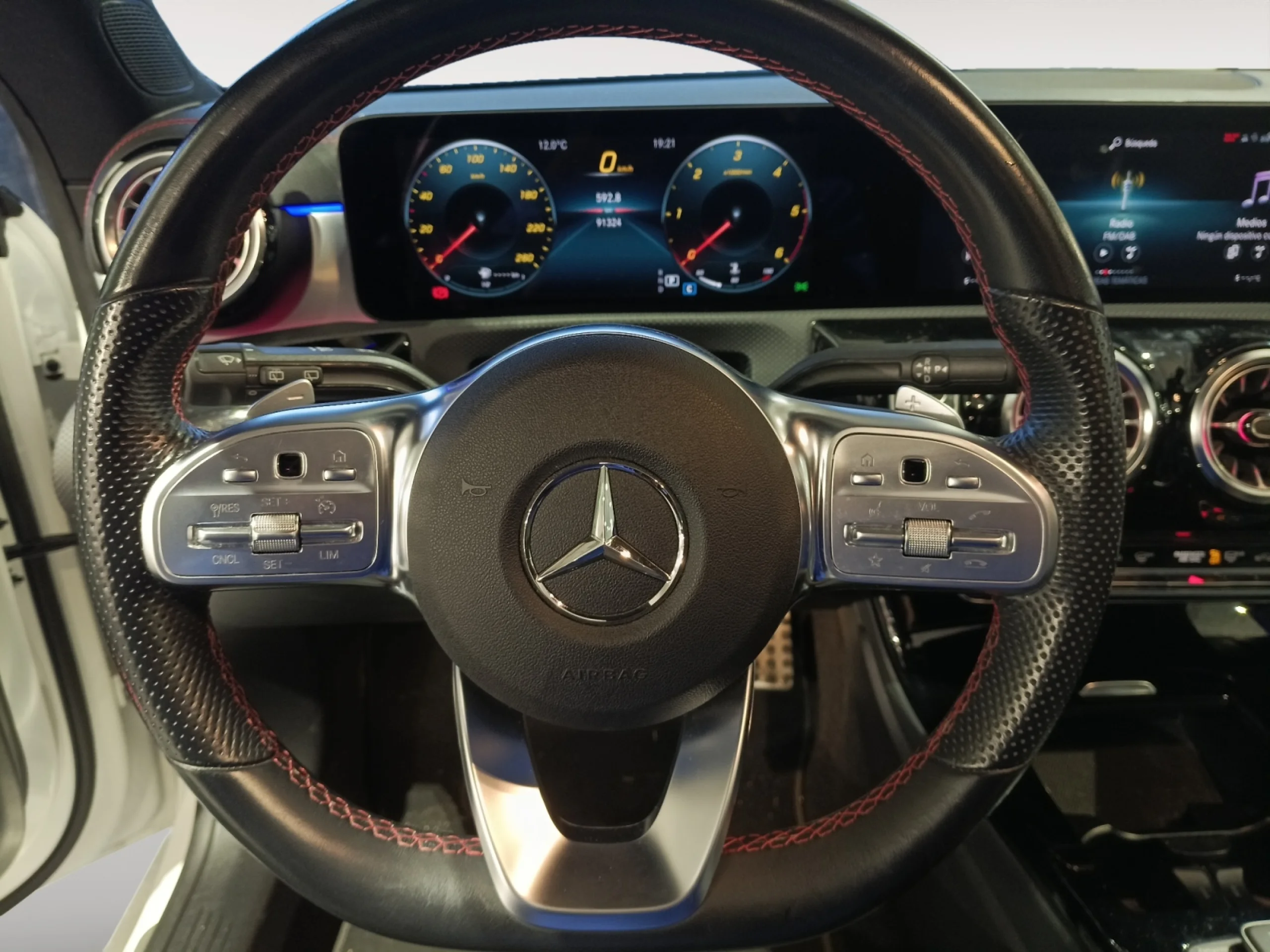 MERCEDES-BENZ CLA CLA 200 D DCT SHOOTING BRAKE - Foto 11