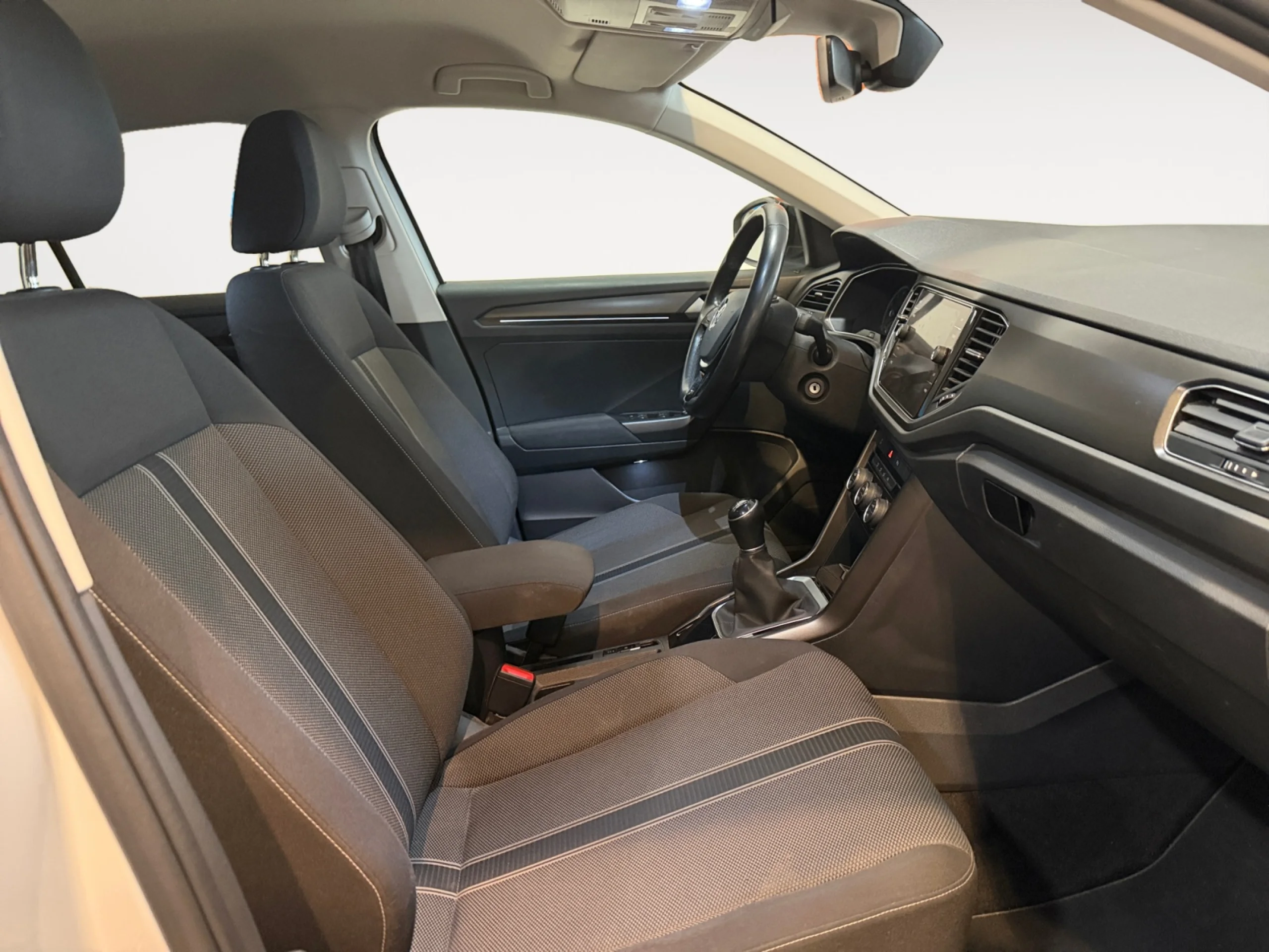 VOLKSWAGEN T ROC ADVANCE STYLE 1.0 TSI 85KW (115CV) - Foto 5