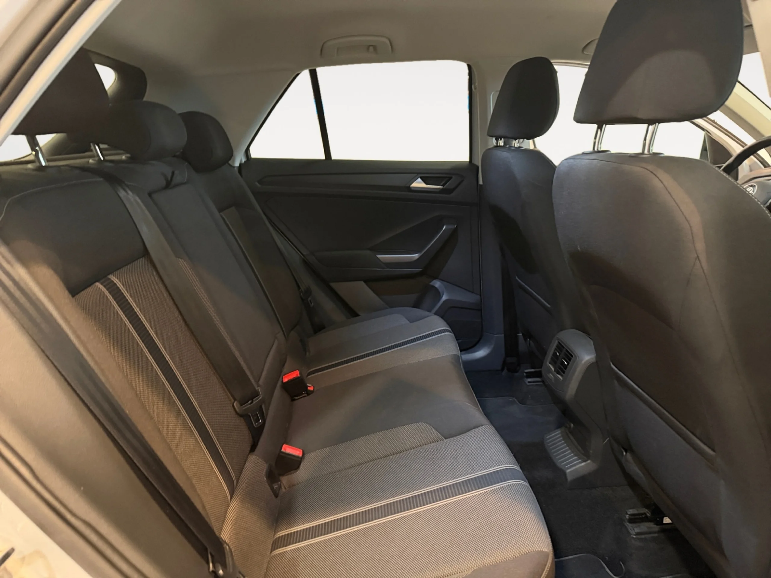 VOLKSWAGEN T ROC ADVANCE STYLE 1.0 TSI 85KW (115CV) - Foto 6