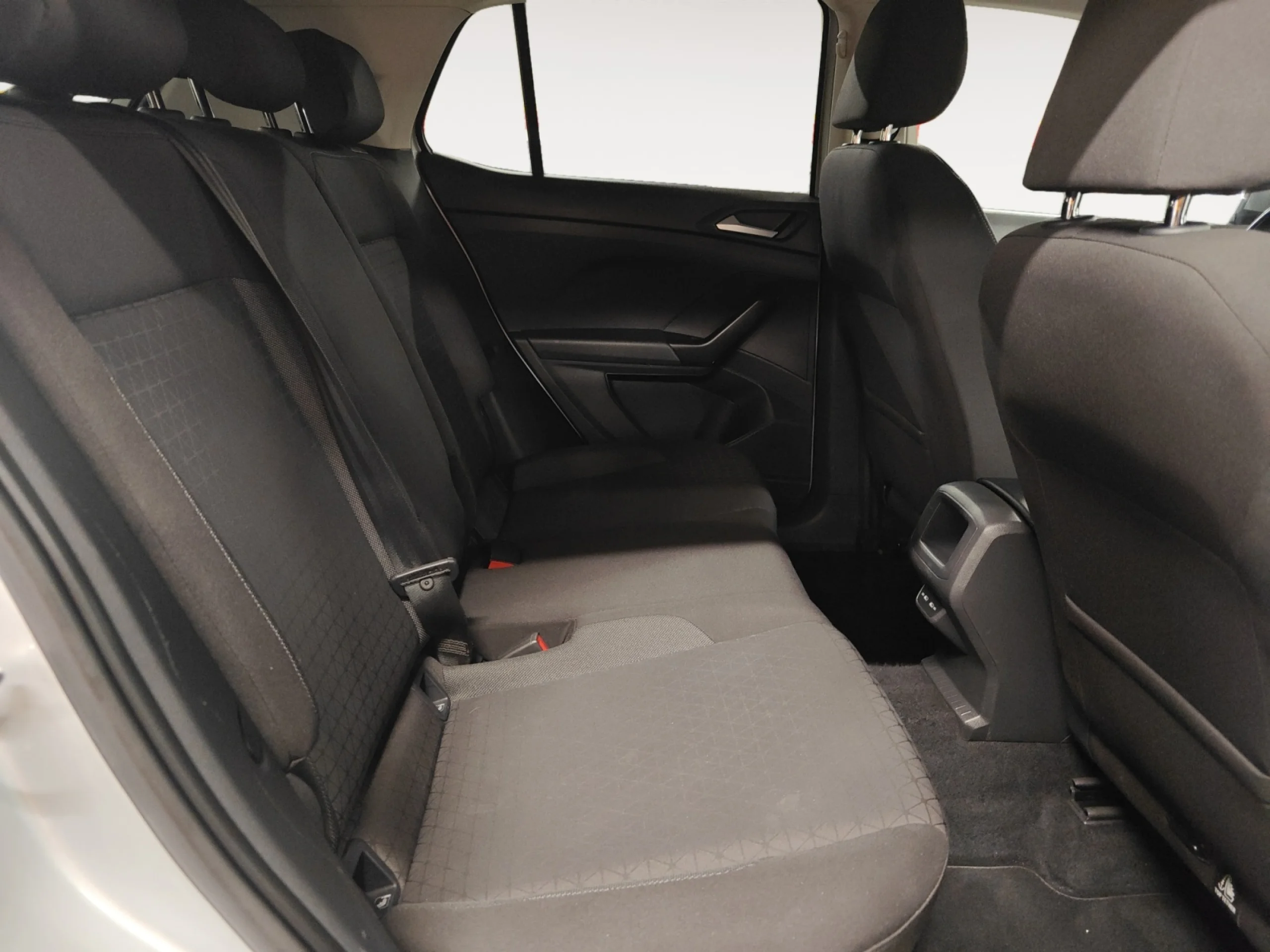 VOLKSWAGEN T CROSS ADVANCE 1.0 TSI 70KW (95CV) - Foto 6