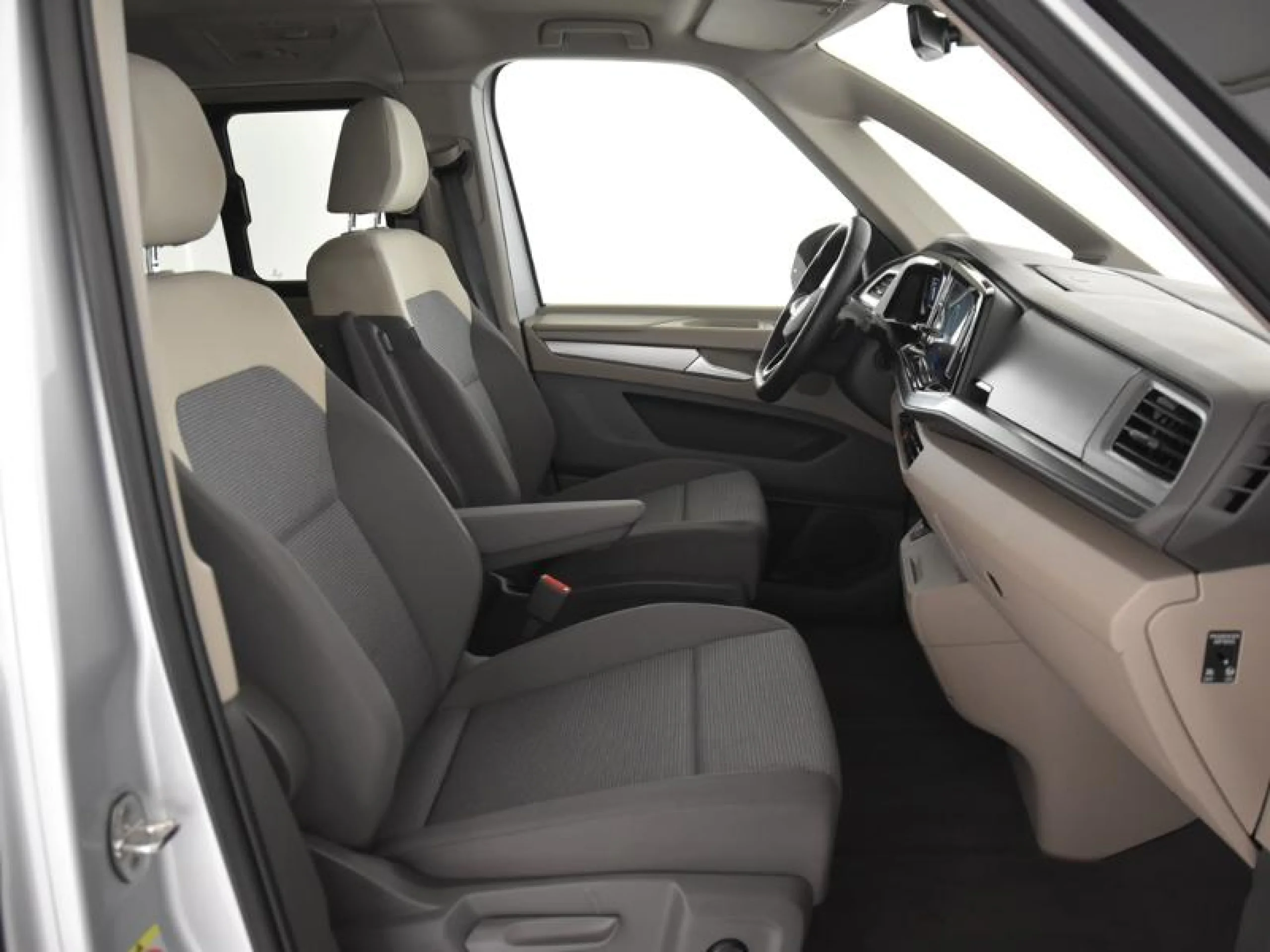 VOLKSWAGEN Multivan 2.0 TDI 110KW (150CV) DSG B.CORTA - Foto 5