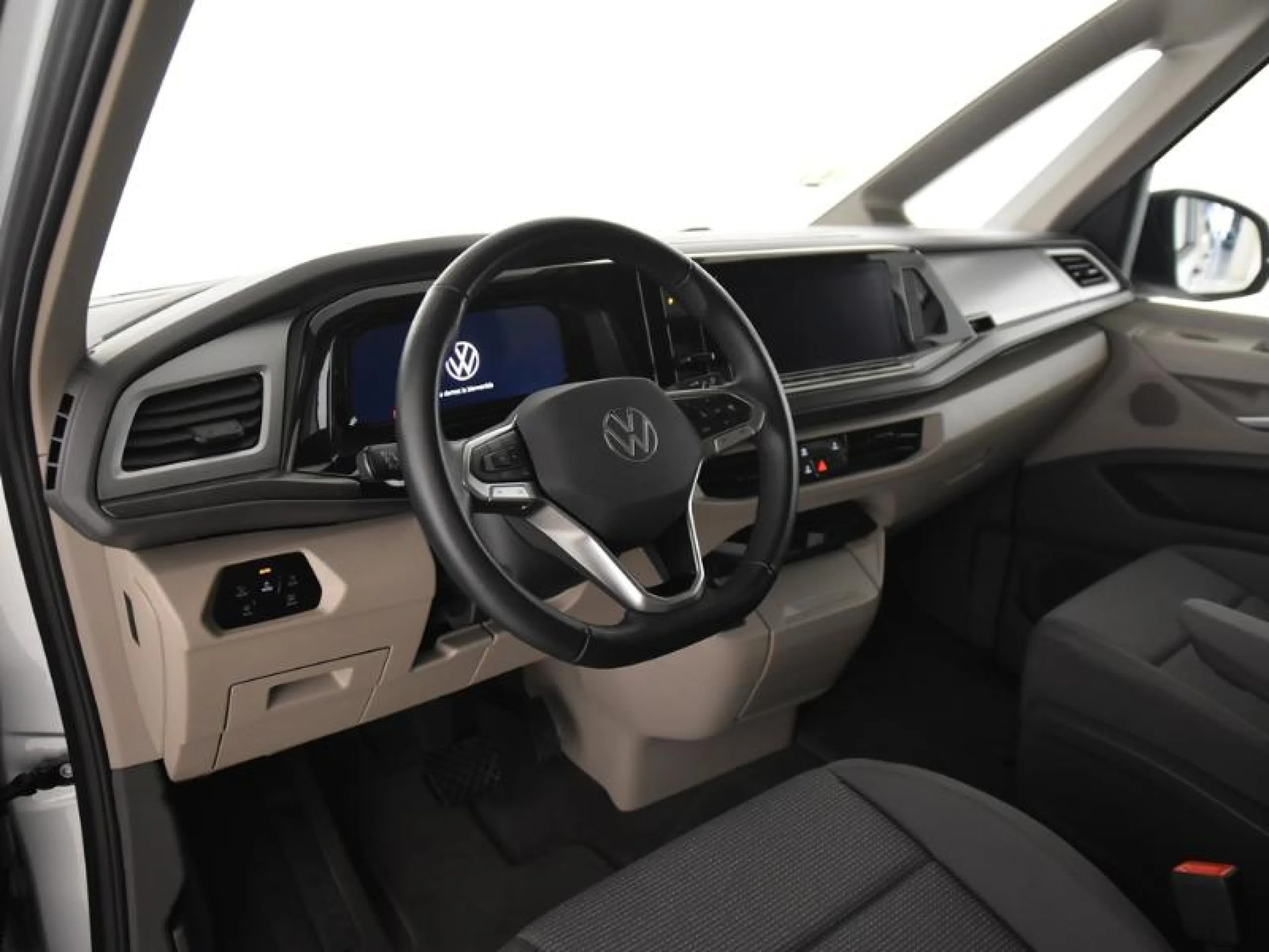 VOLKSWAGEN Multivan 2.0 TDI 110KW (150CV) DSG B.CORTA - Foto 9
