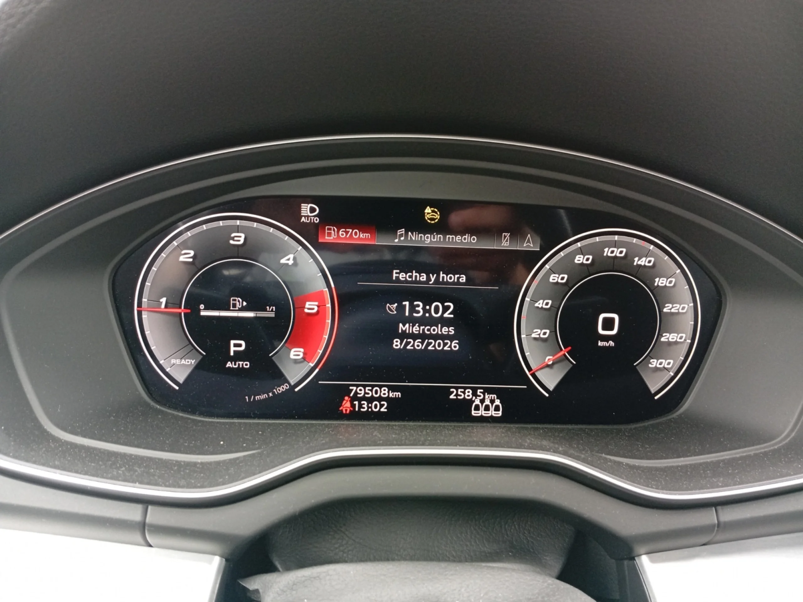 AUDI Q5 BLACK LINE 35 TDI 120KW S TRONIC - Foto 9