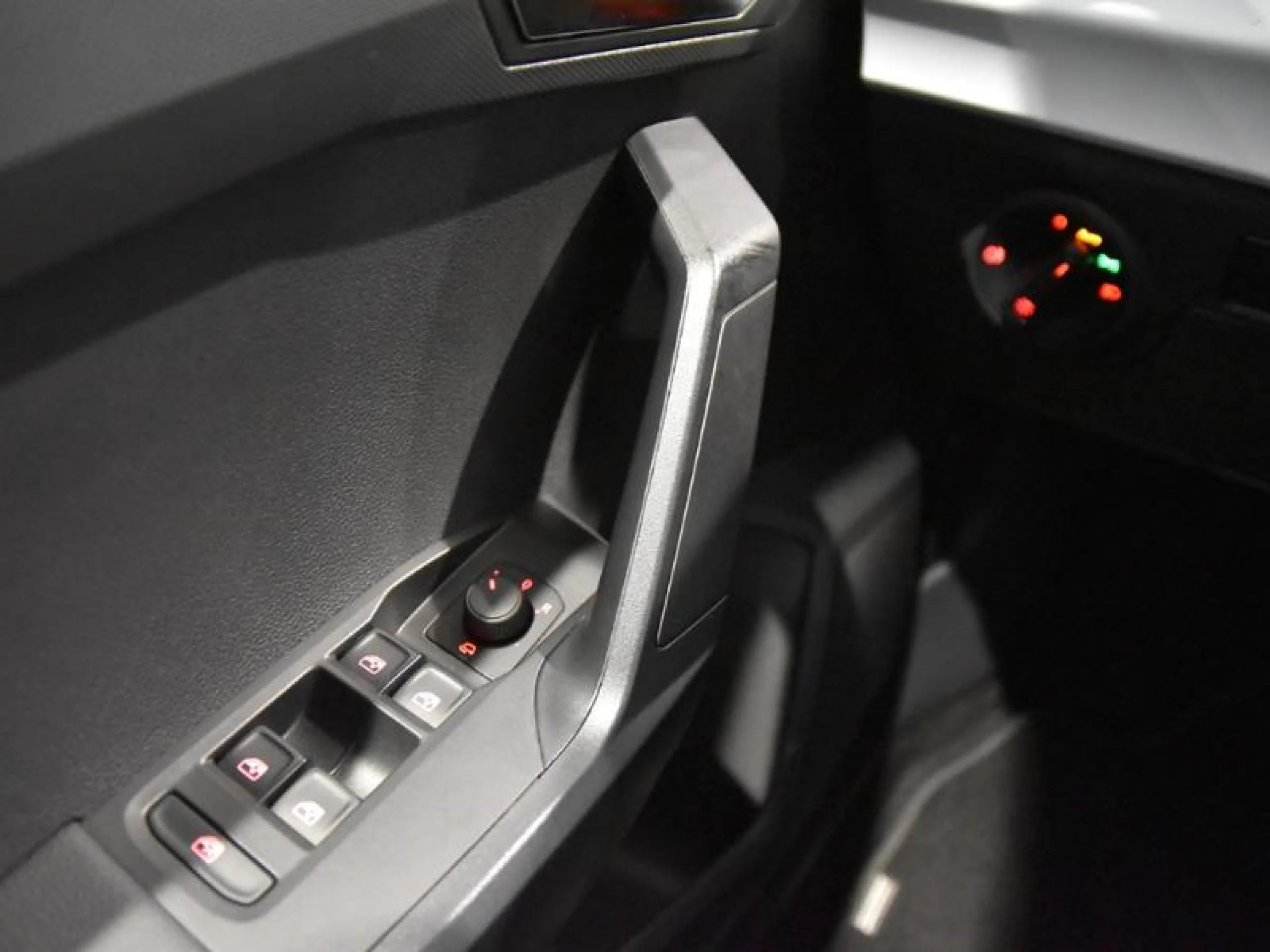 SEAT ARONA 1.0 TSI 85KW (115CV) DSG STYLE XL - Foto 17