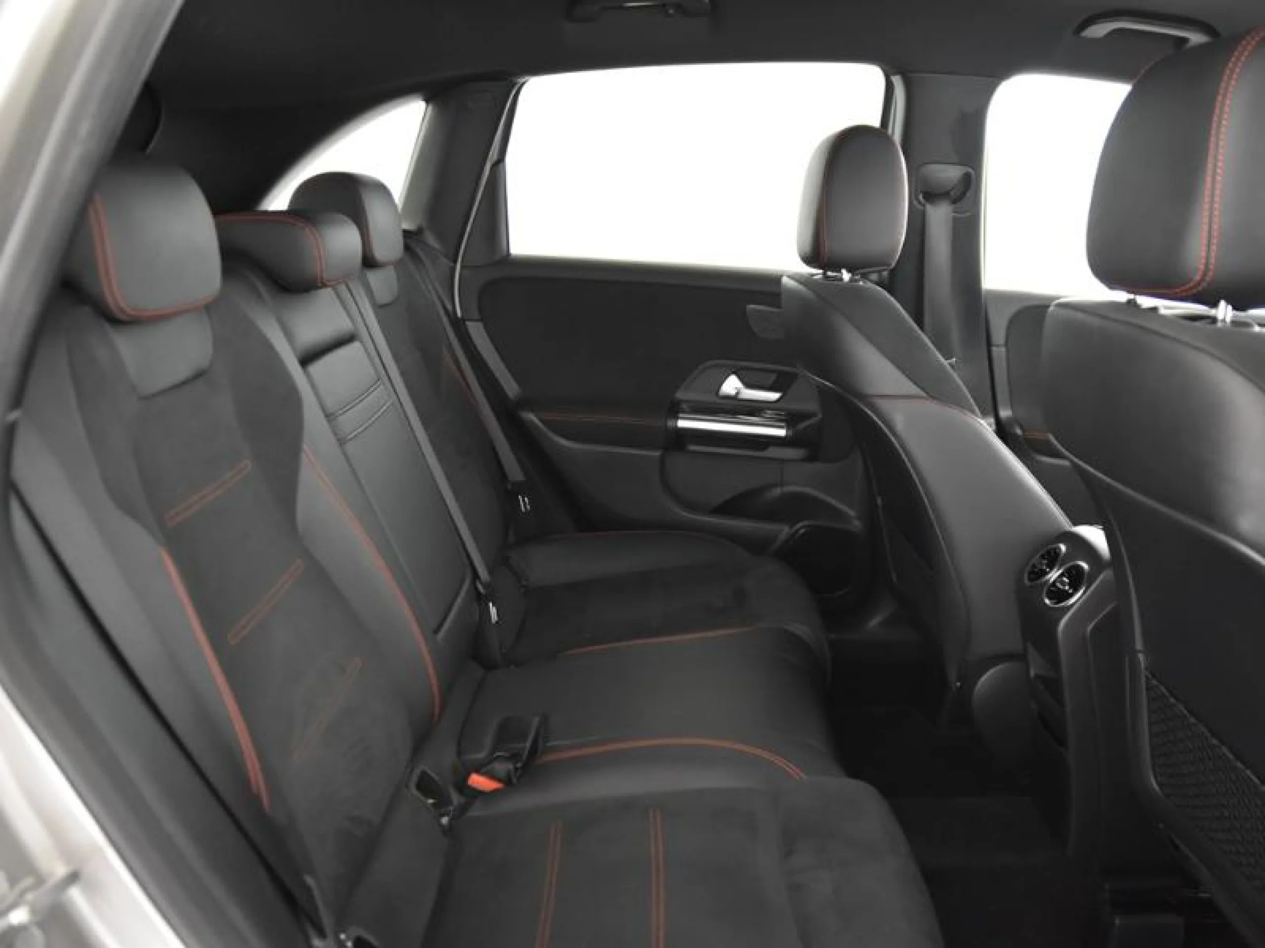 MERCEDES-BENZ CLASE B B 200 - Foto 6