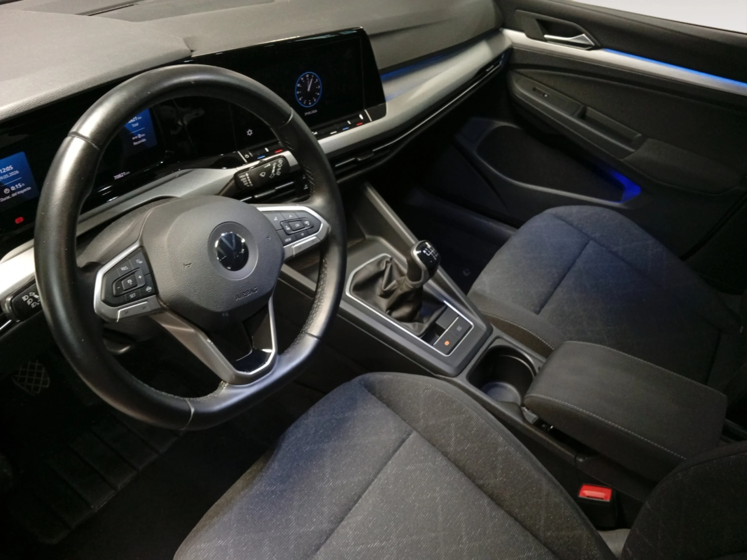 VOLKSWAGEN GOLF LIFE 1.5 TSI 96KW (130CV) - Foto 20