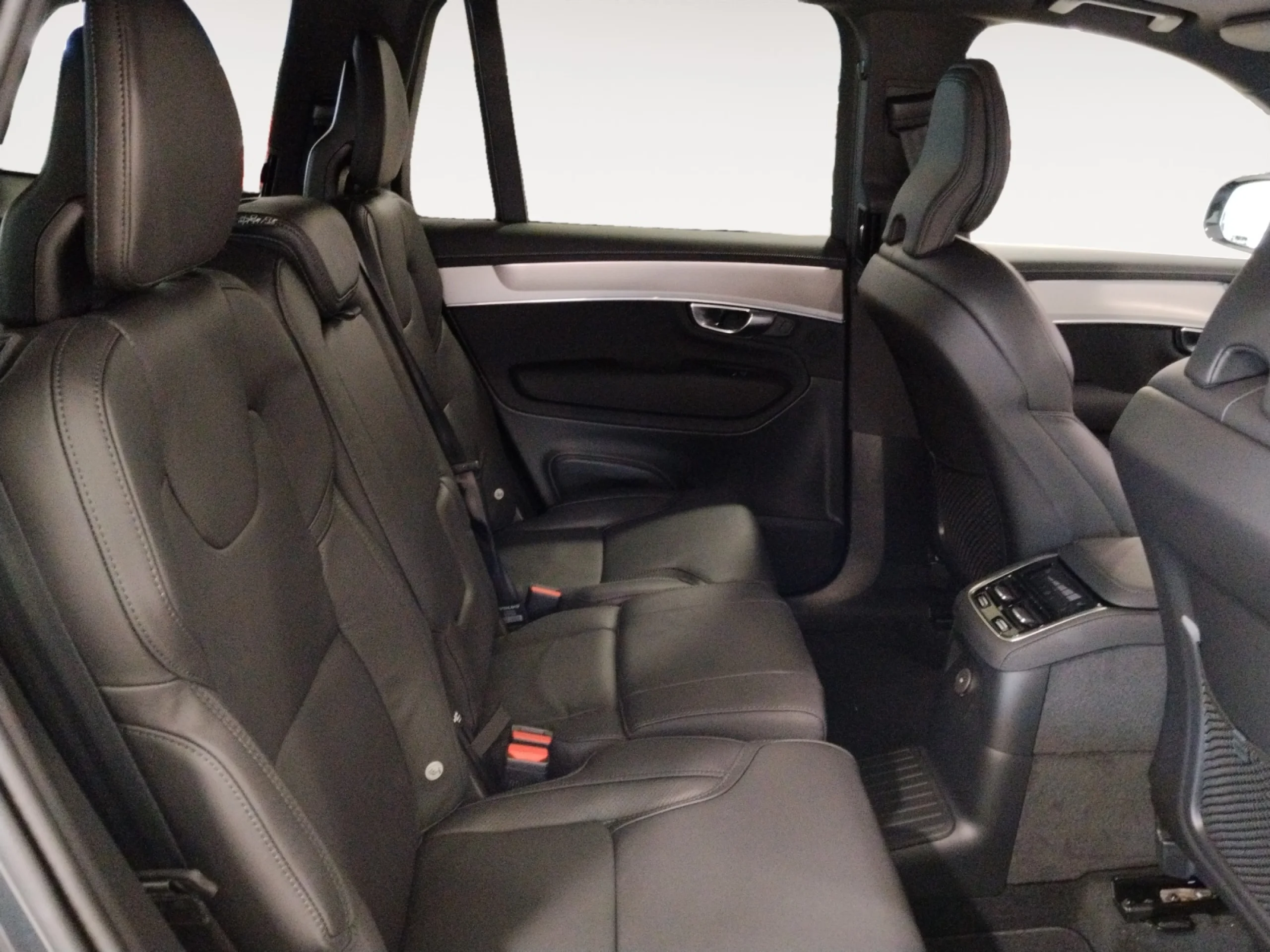 VOLVO XC90 2.0 T8 AWD BE PLUS RECHARGE AUTO - Foto 6