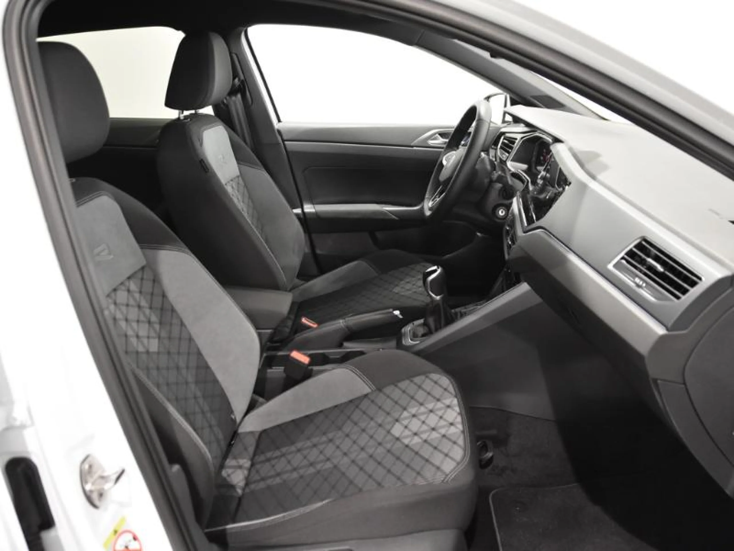 VOLKSWAGEN POLO R LINE 1.0 TSI 70KW (95CV) - Foto 5