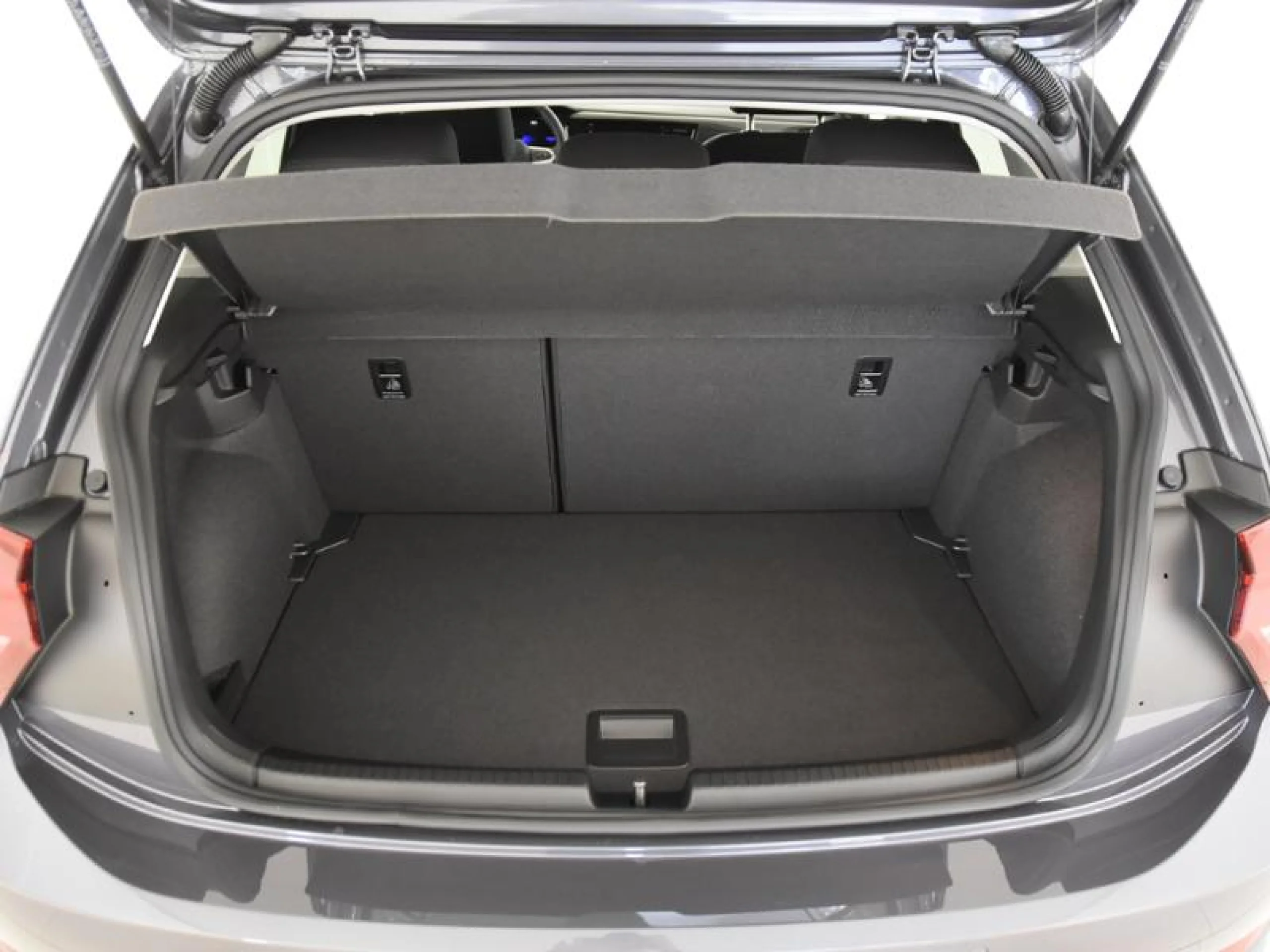 VOLKSWAGEN POLO POLO MÁS 1.0 TSI 70 KW (95 CV)  5 VEL. - Foto 8