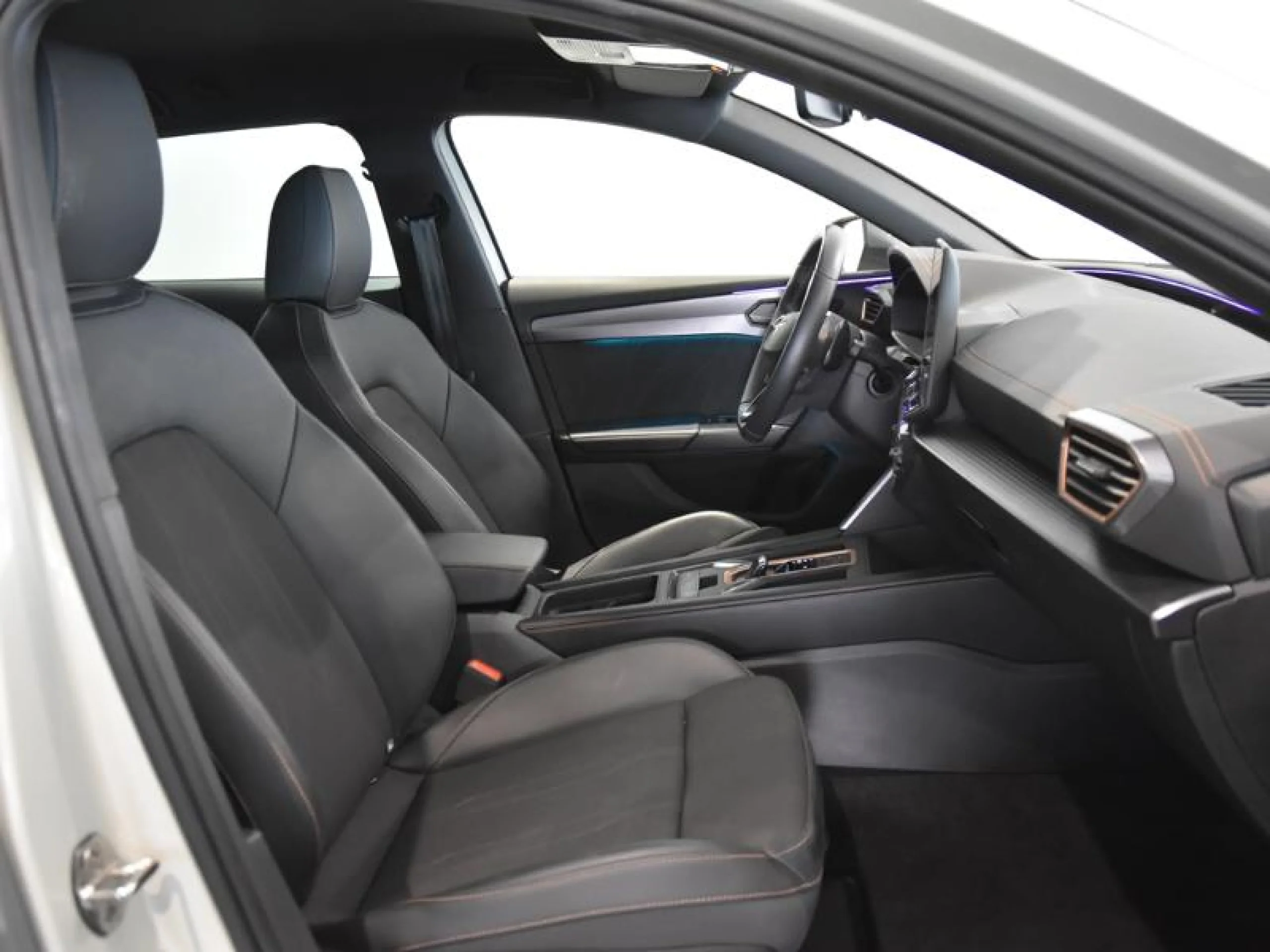 CUPRA LEON SP 1.5 ETSI 110KW (150CV) DSG - Foto 5