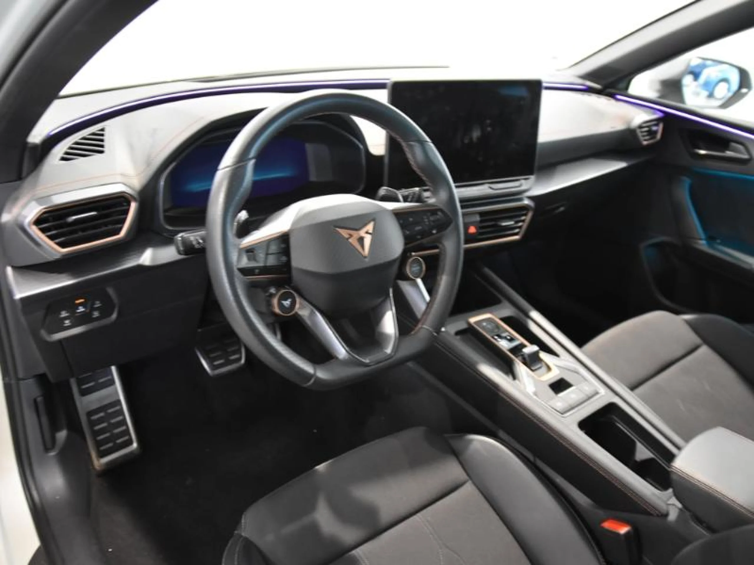 CUPRA LEON SP 1.5 ETSI 110KW (150CV) DSG - Foto 10