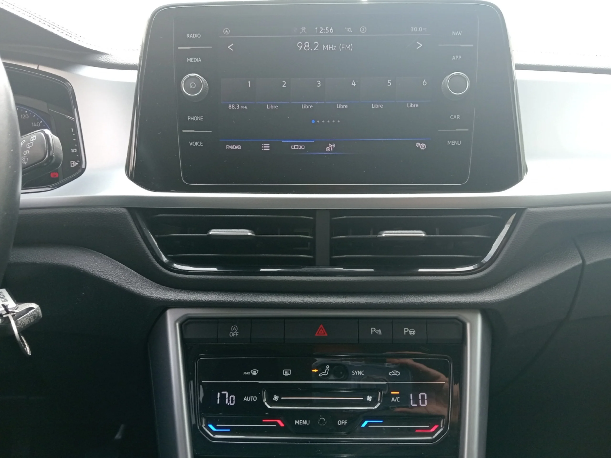 VOLKSWAGEN T ROC LIFE 2.0 TDI 85KW (115CV) - Foto 9