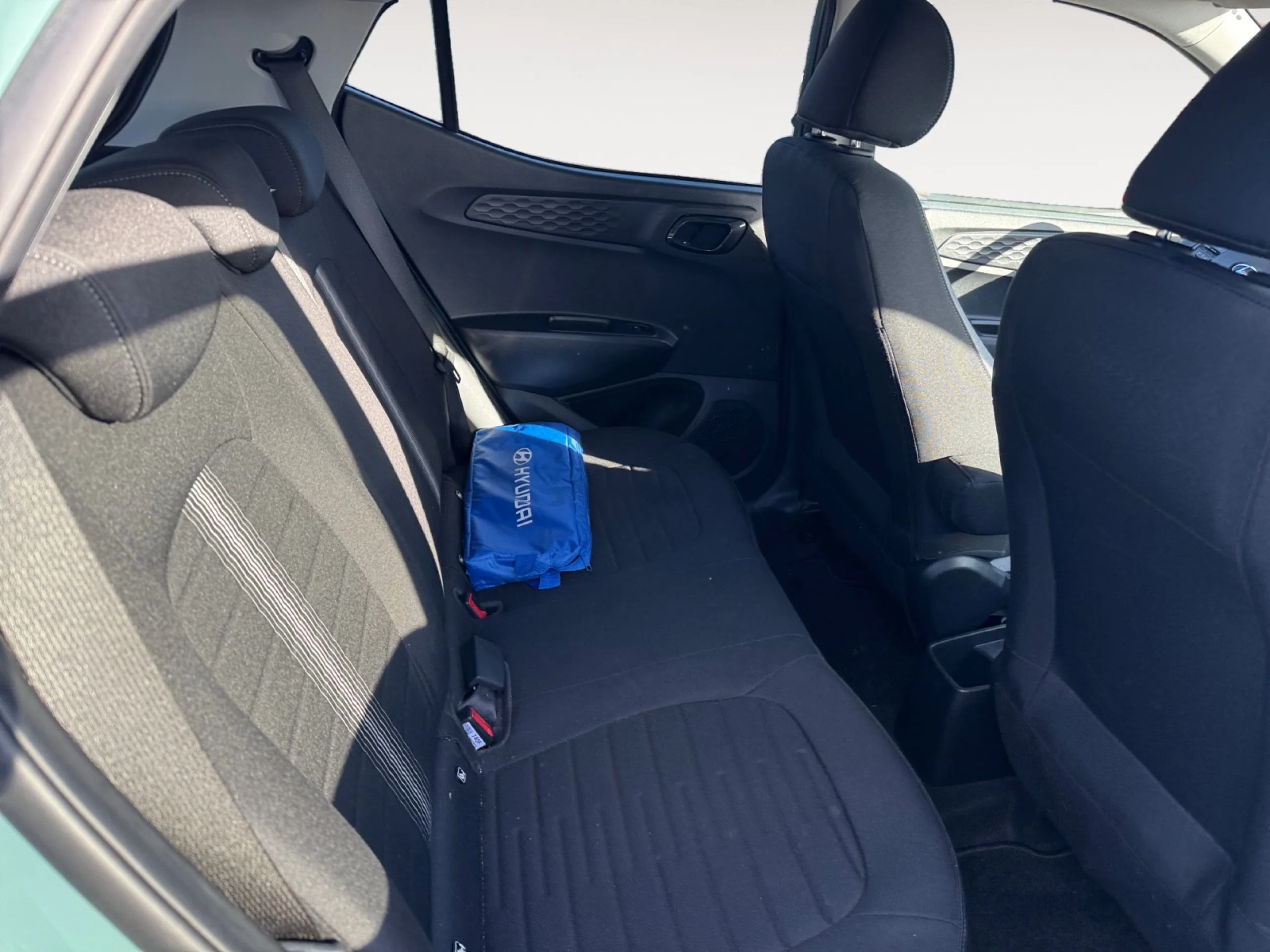 HYUNDAI I10 1.2 TECNO AT 2C - Foto 5