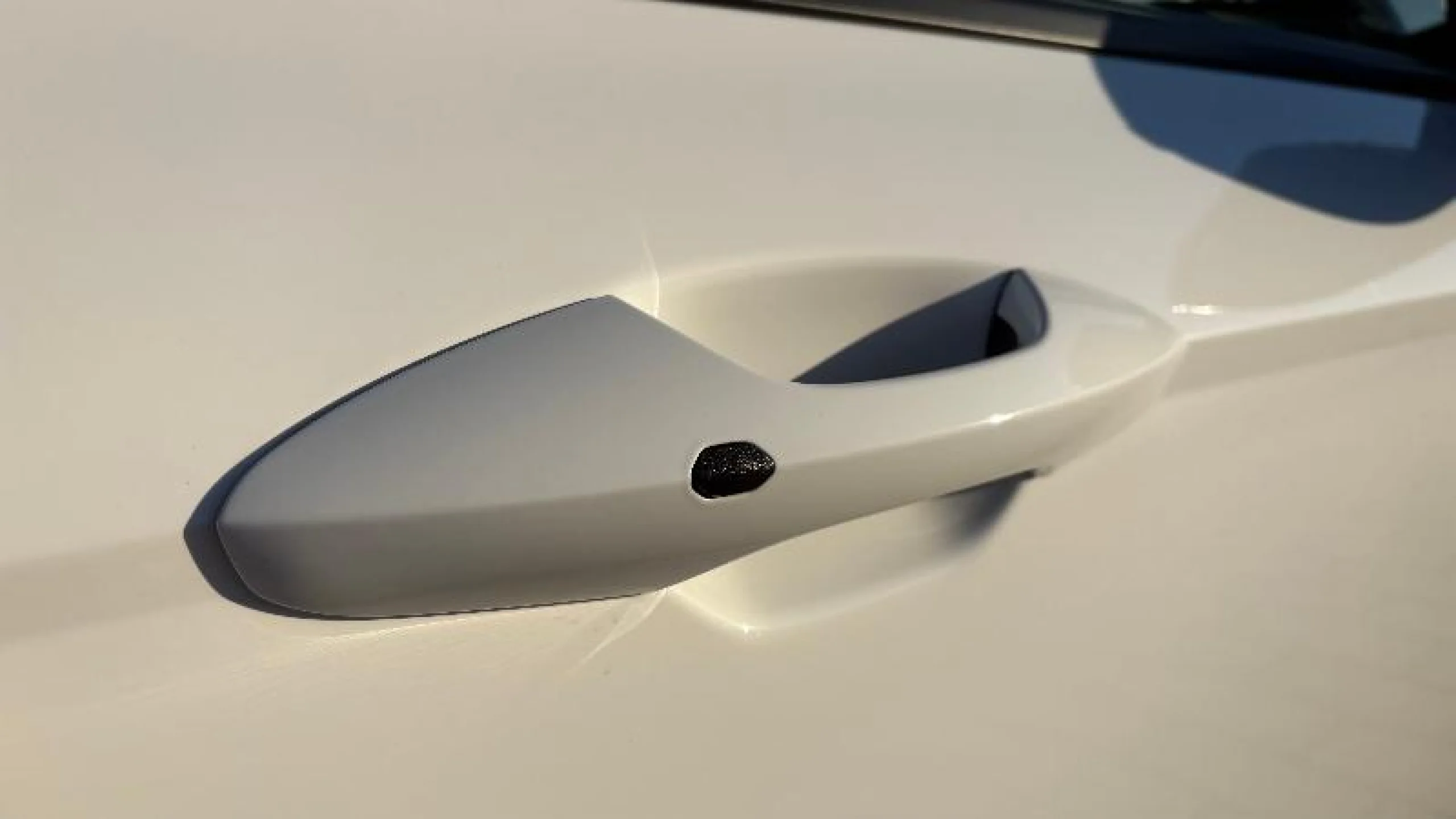 HYUNDAI KONA EV 150KW 65KWH N LINE - Foto 8