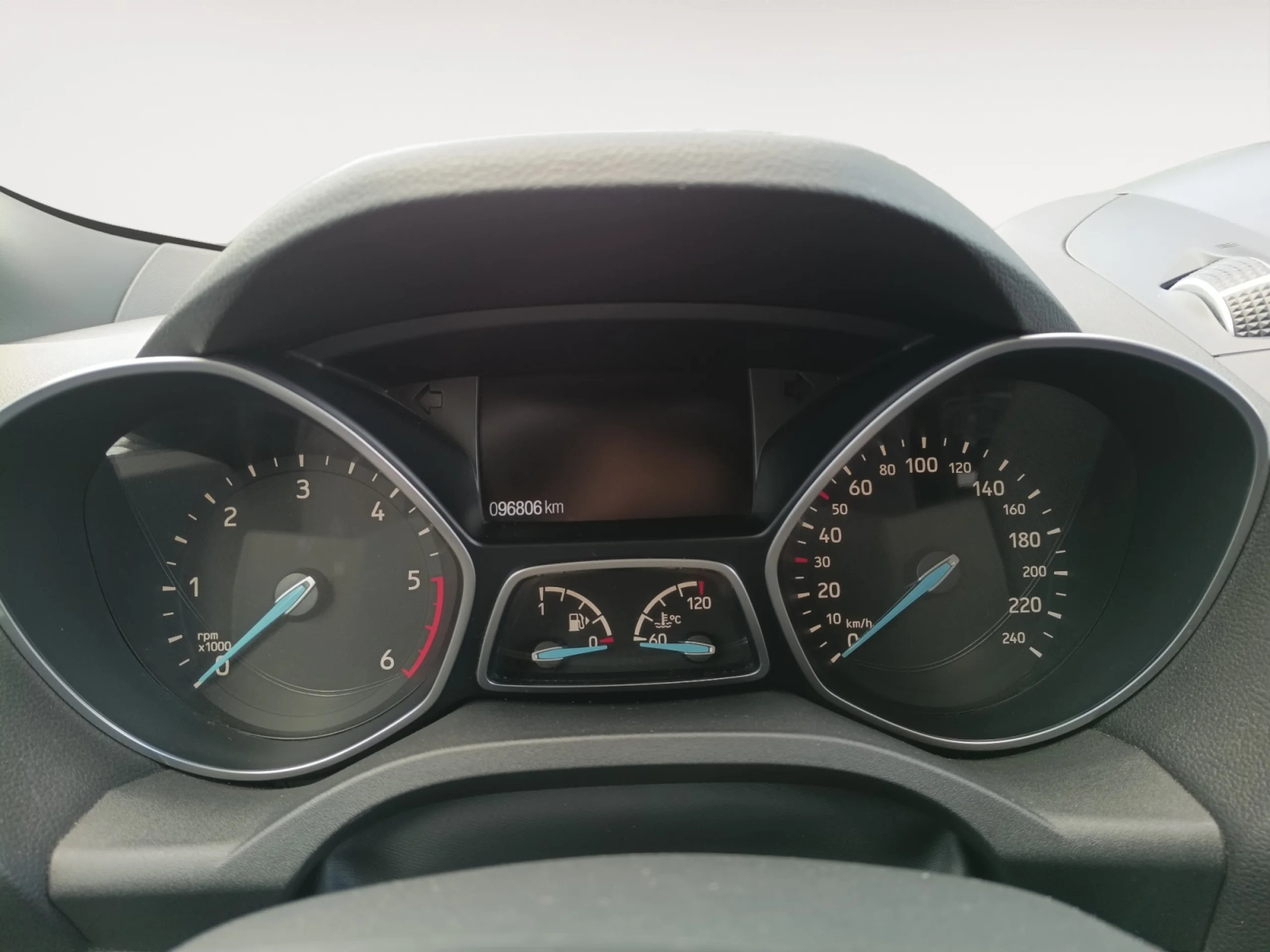 FORD KUGA 2.0 TDCI 110KW 4X2 ST LINE - Foto 10