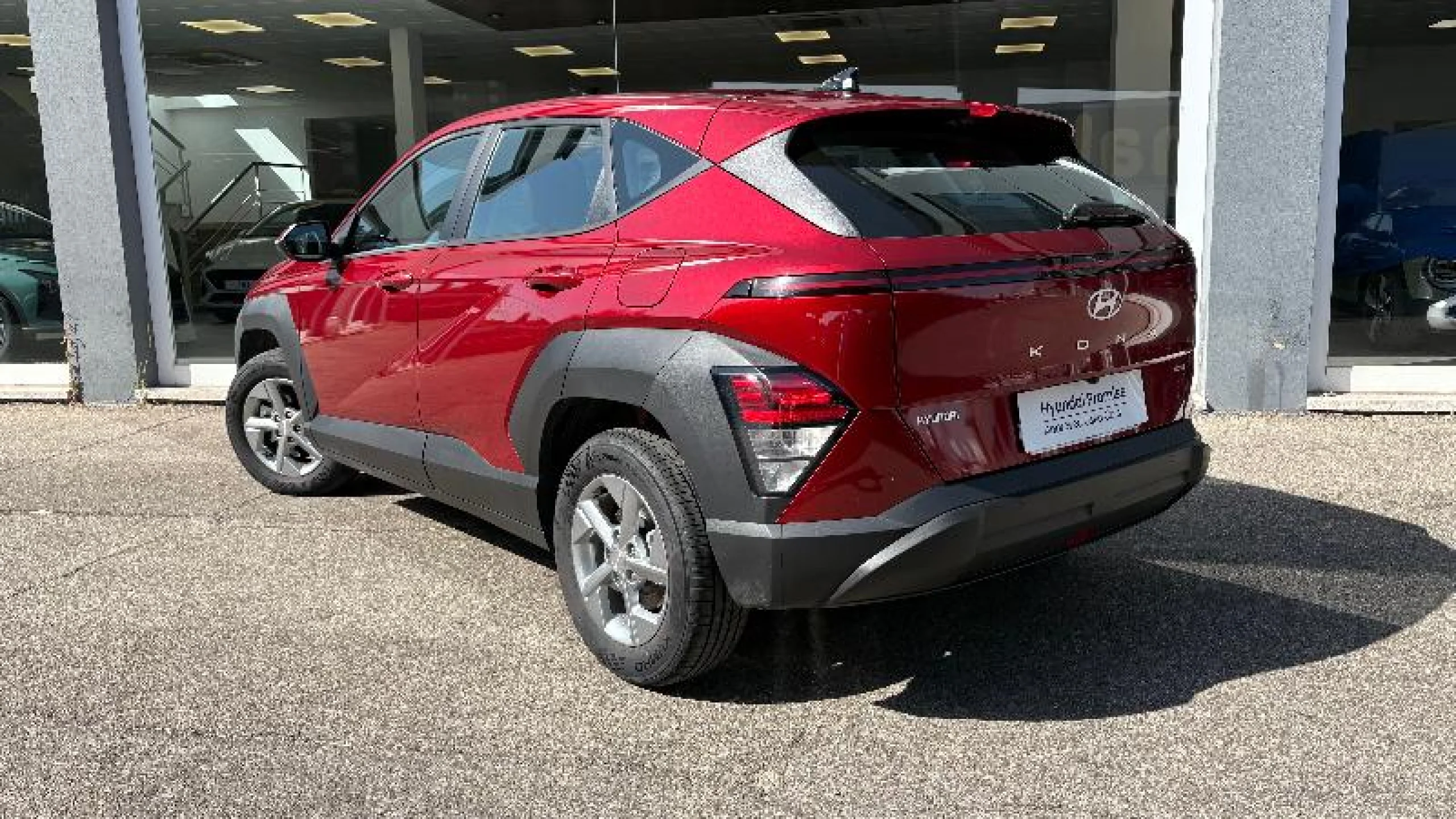 HYUNDAI KONA 1.0T 100CV 48V MAXX - Foto 8
