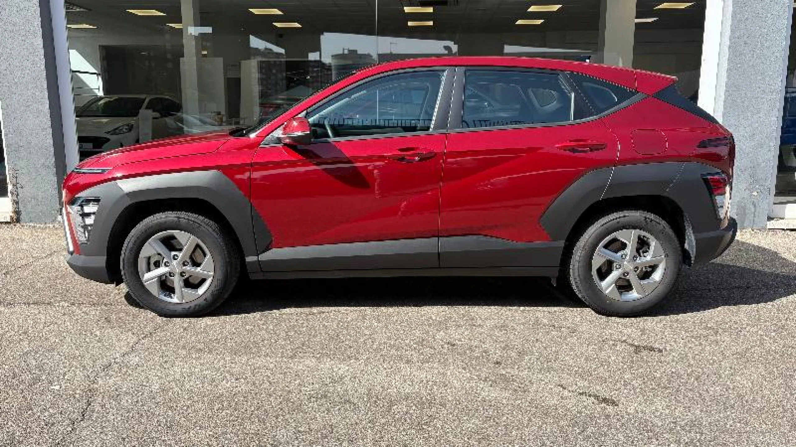 HYUNDAI KONA 1.0T 100CV 48V MAXX - Foto 9