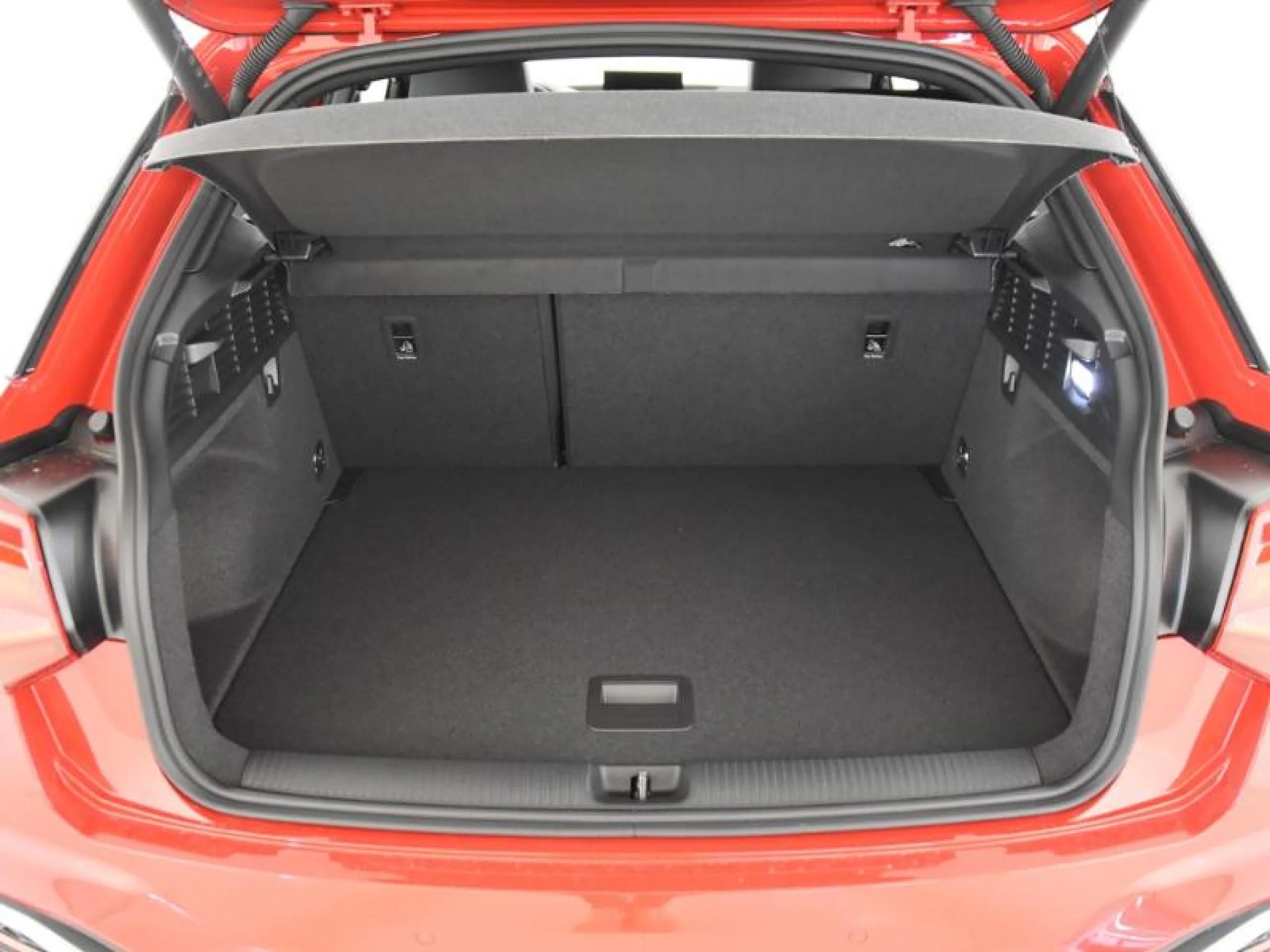 AUDI Q2 ADRENALIN EDITION 35 TFSI 110KW S TRONIC - Foto 5