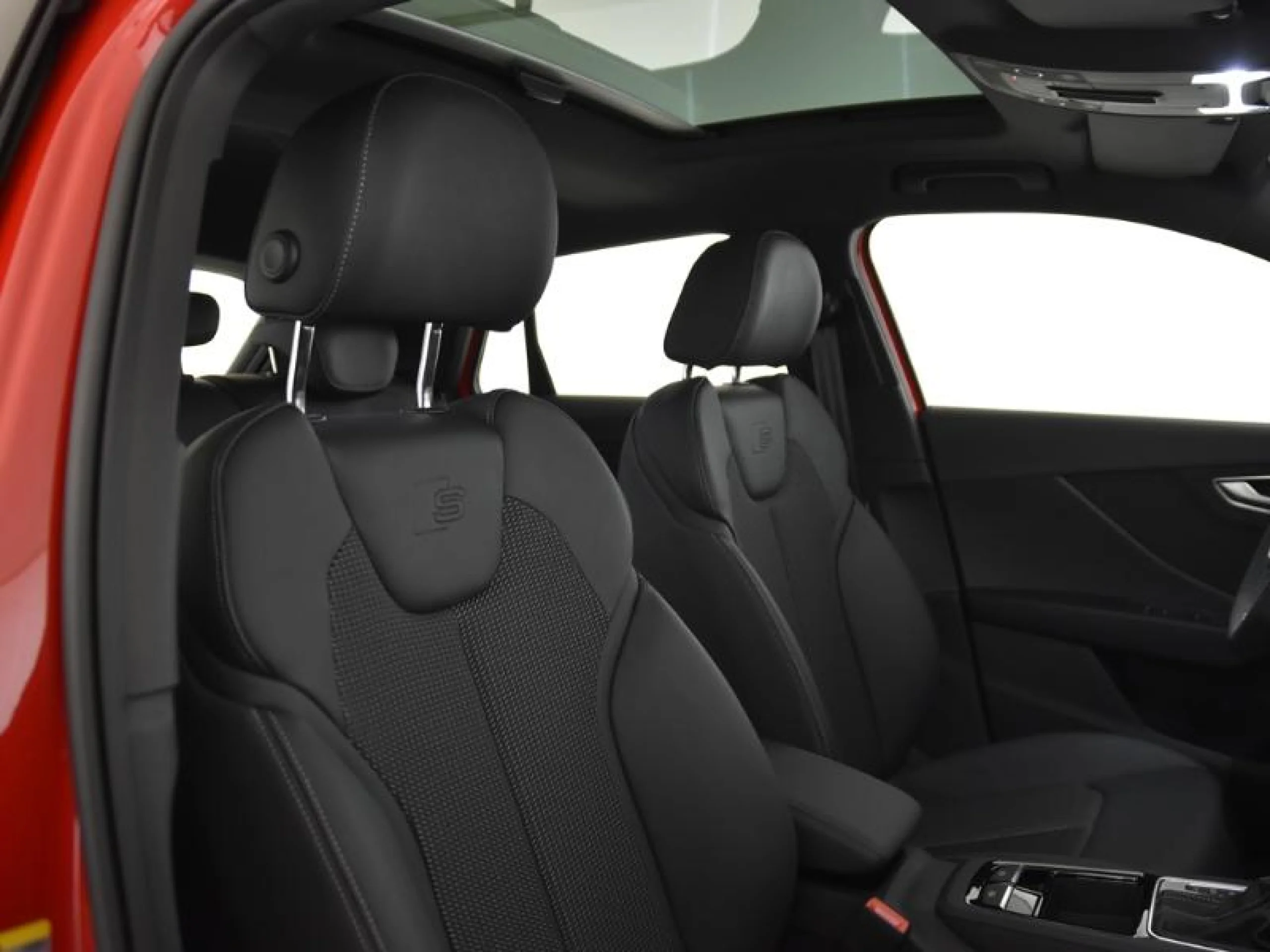 AUDI Q2 ADRENALIN EDITION 35 TFSI 110KW S TRONIC - Foto 11