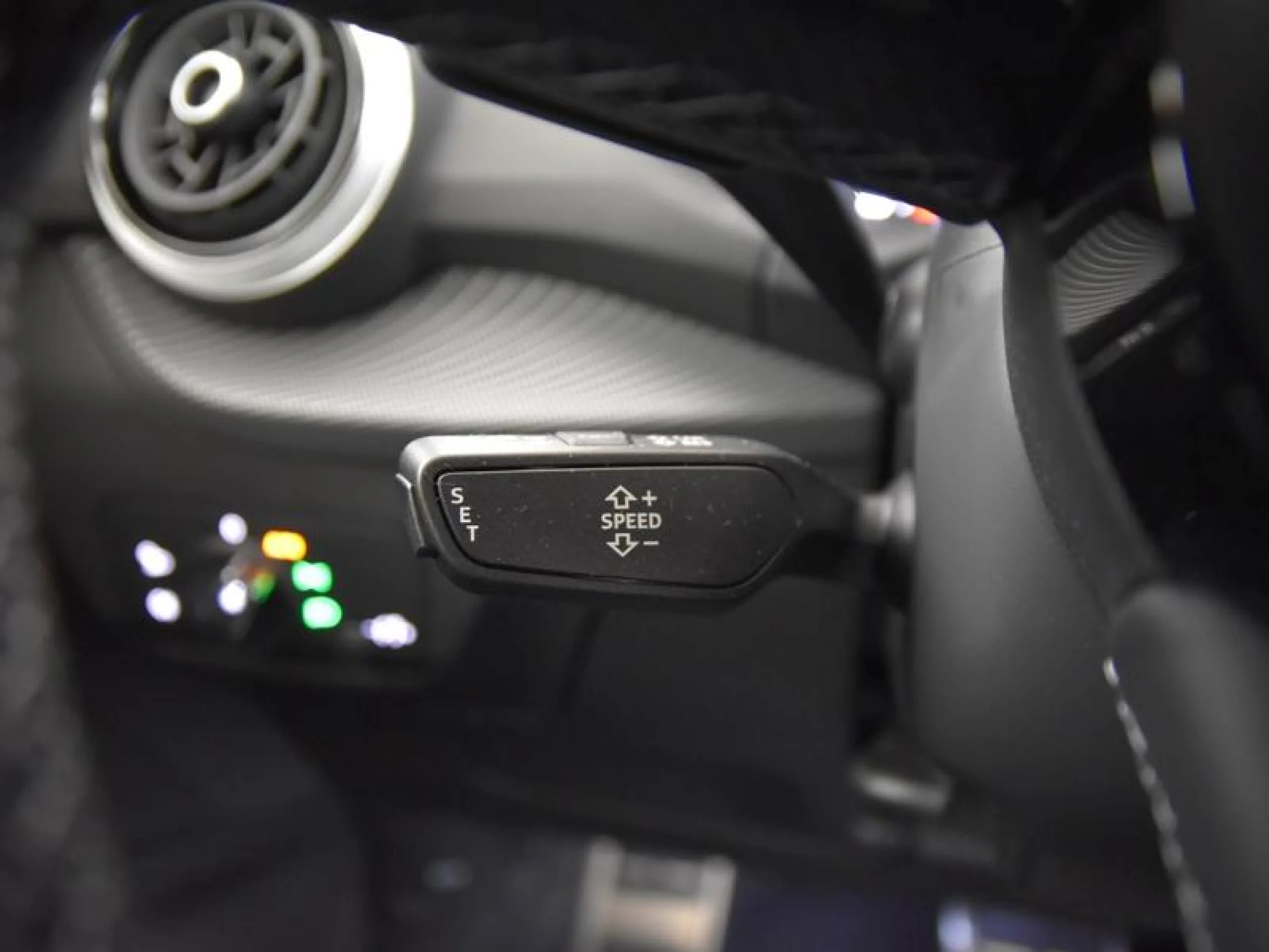 AUDI Q2 ADRENALIN EDITION 35 TFSI 110KW S TRONIC - Foto 19