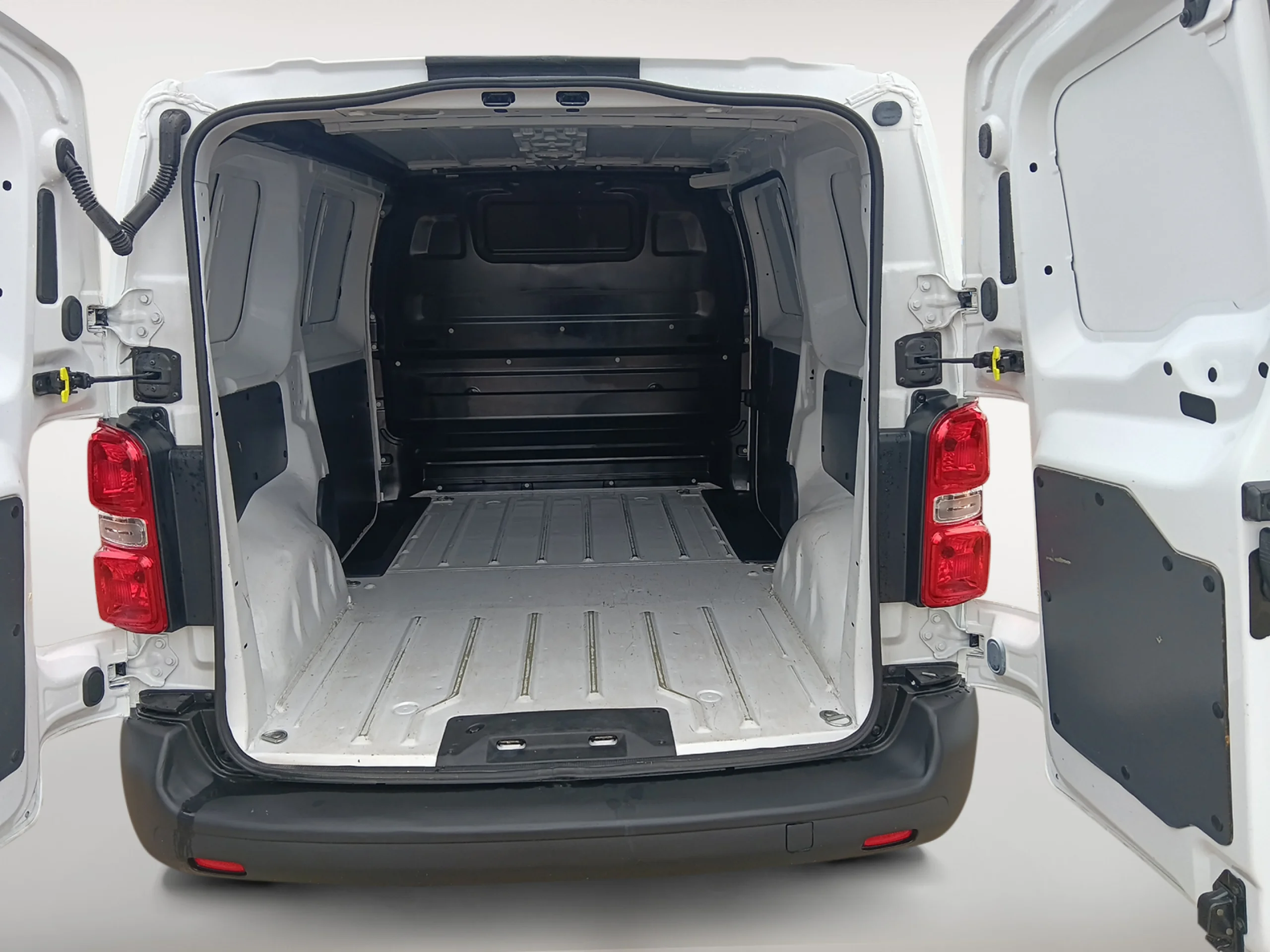 FIAT SCUDO FURGÓN L2 100CV MT6 BUSINESS - Foto 8