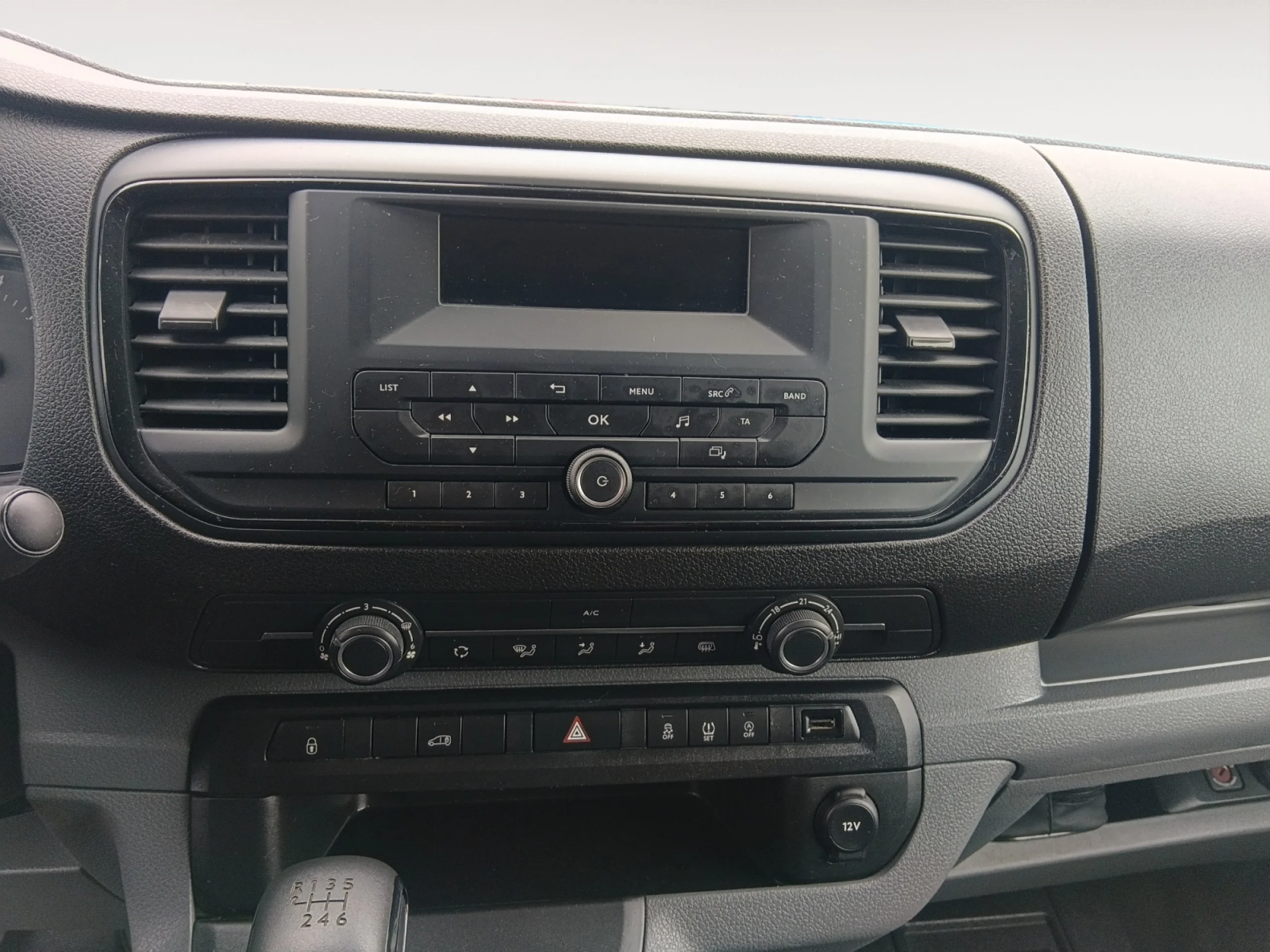 FIAT SCUDO FURGÓN L2 100CV MT6 BUSINESS - Foto 10