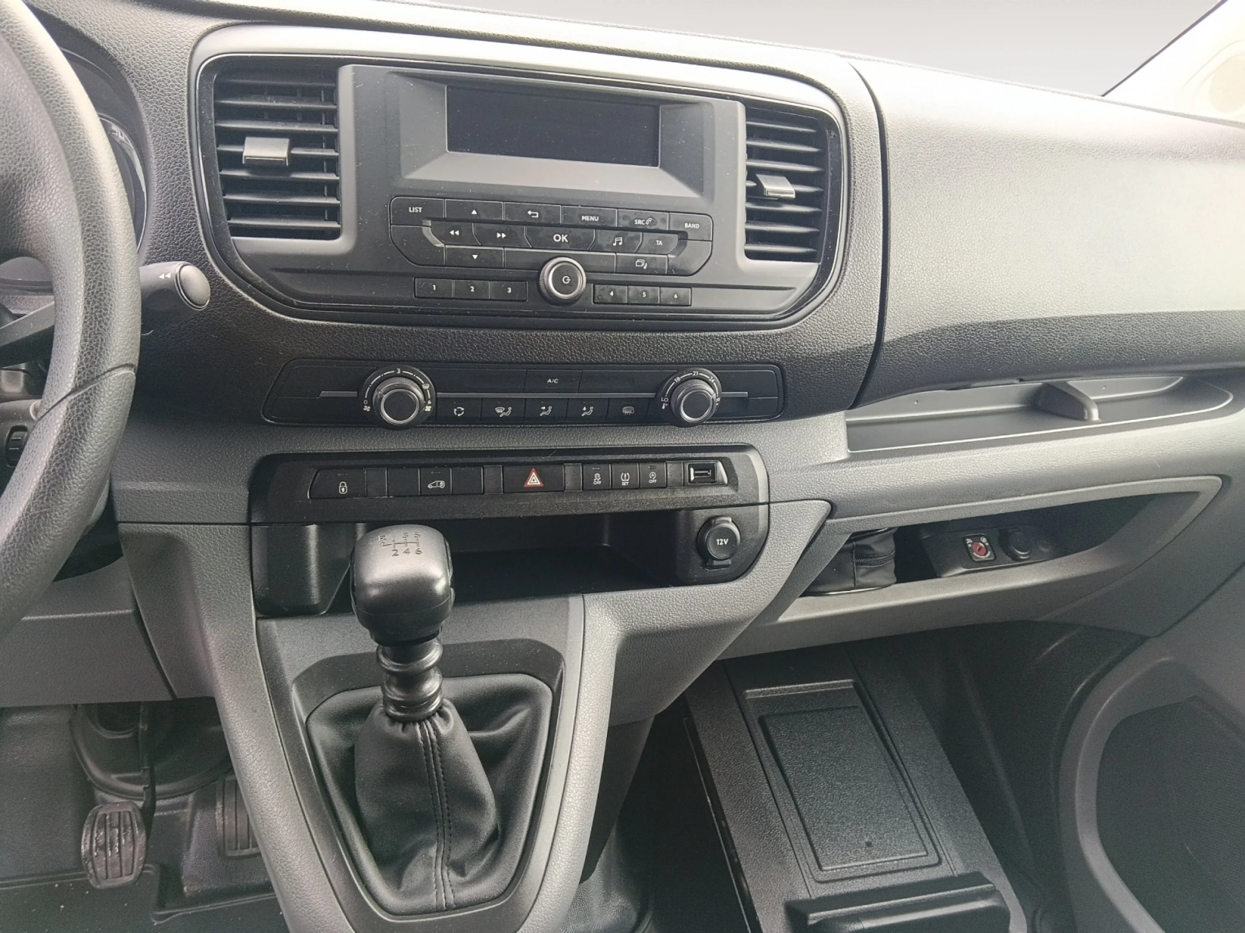 FIAT SCUDO FURGÓN L2 100CV MT6 BUSINESS - Foto 11