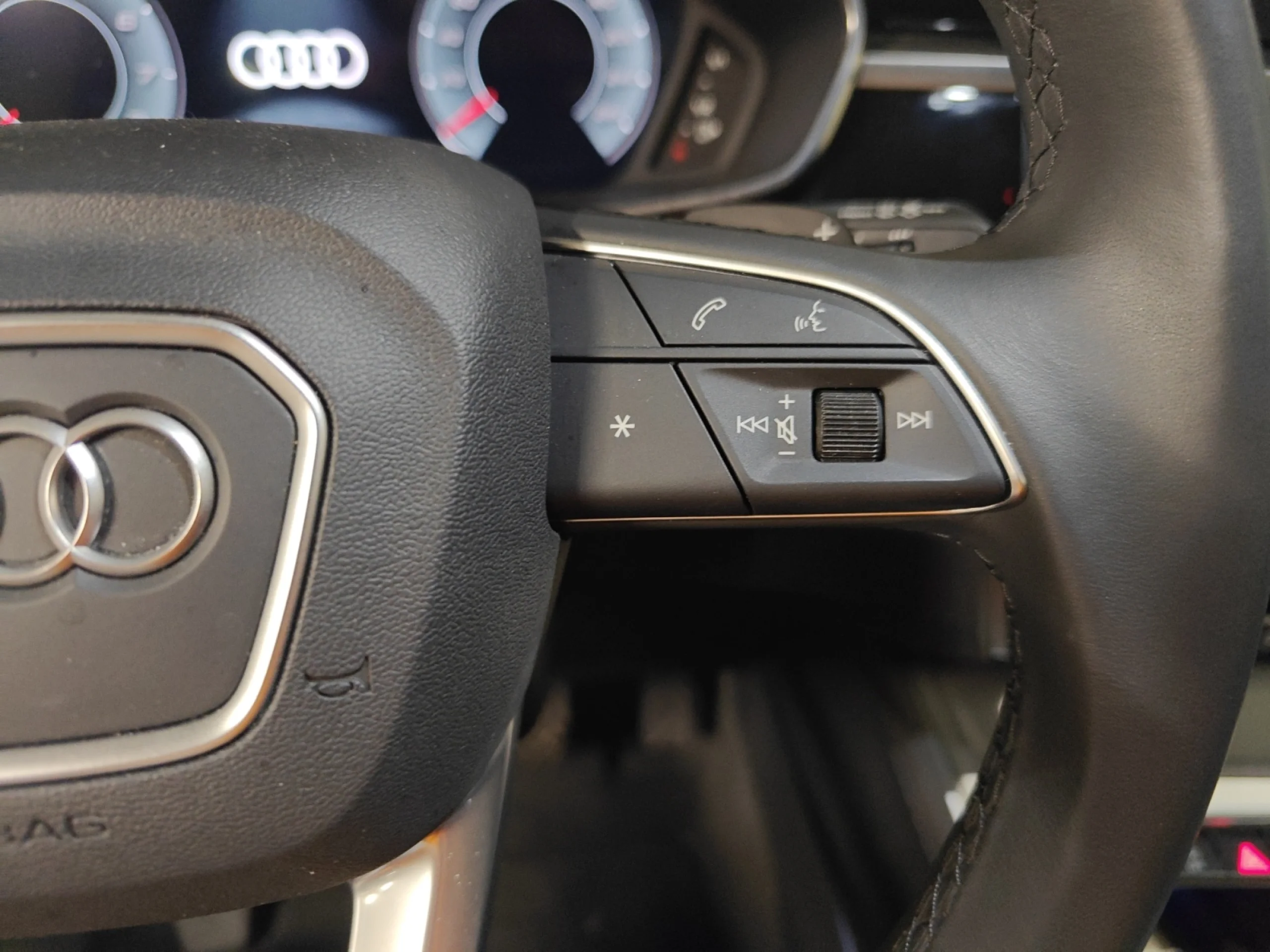 AUDI Q3 ADVANCED 35 TFSI 110KW (150CV) S TRONIC - Foto 10