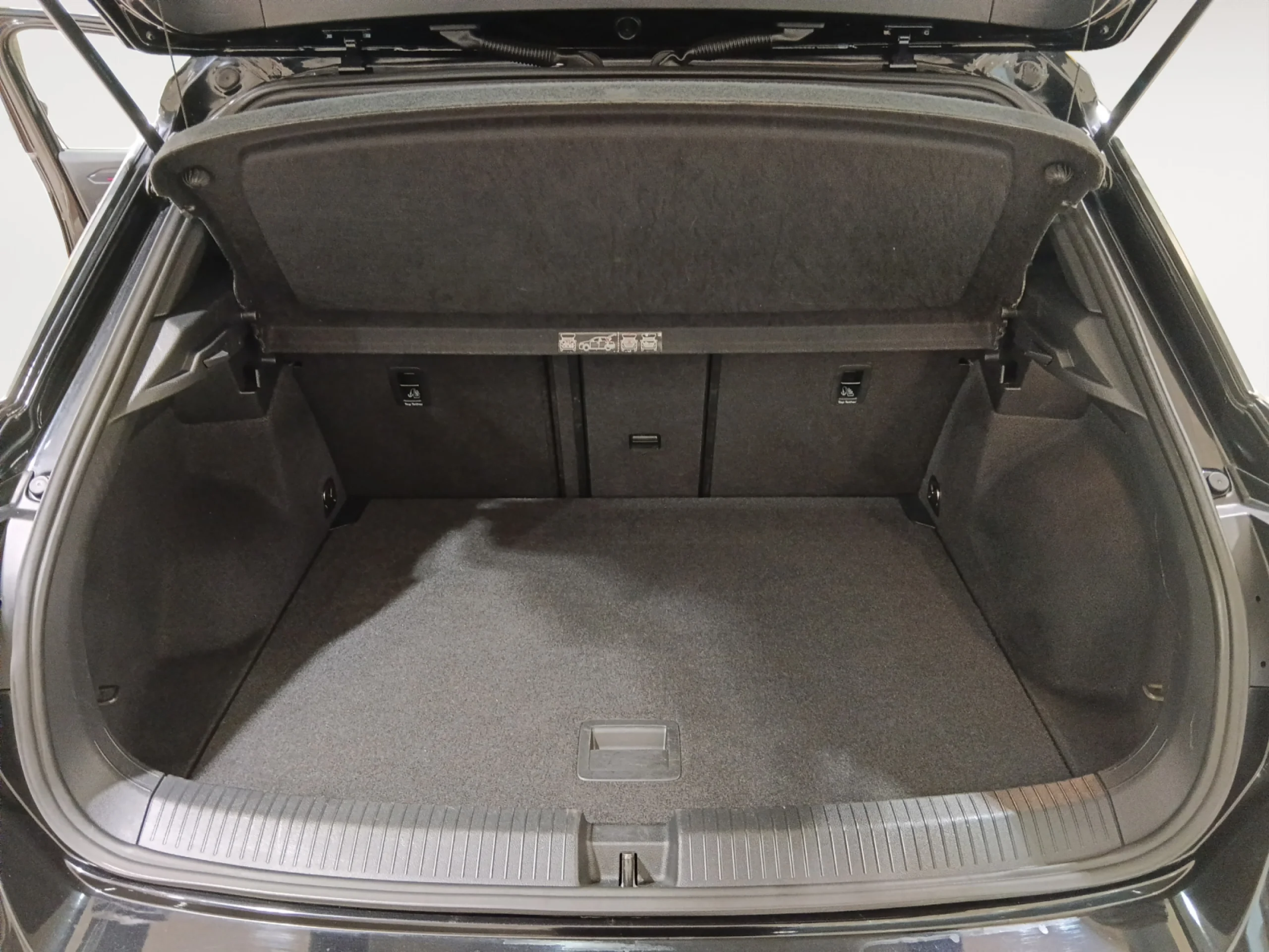 VOLKSWAGEN T ROC 1.5 TSI SPORT - Foto 8