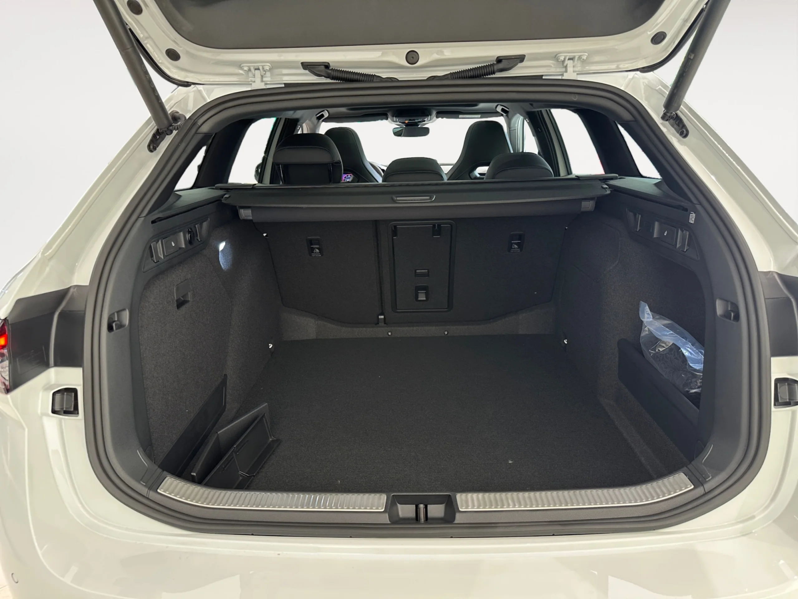 SKODA Superb COMBI 2.0 TDI 110KW DSG SPORTLINE - Foto 7