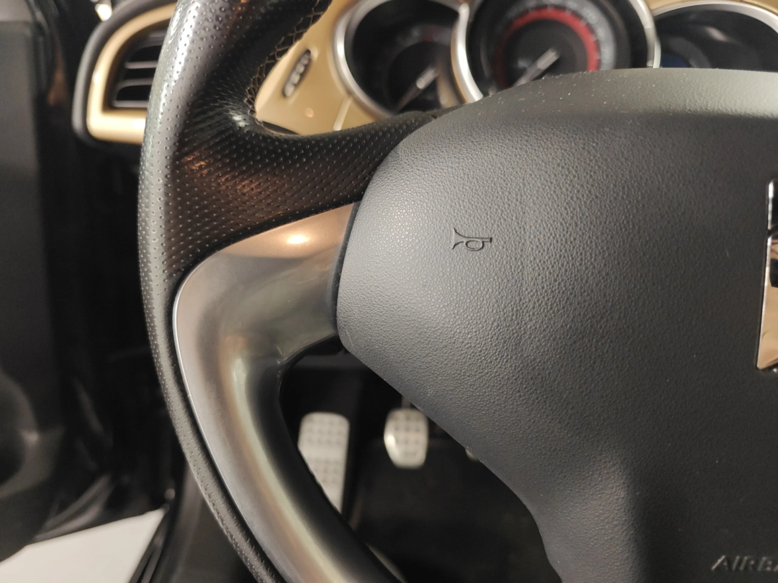 DS DS 3 PERFORMANCE BLACK SPECIAL - Foto 11