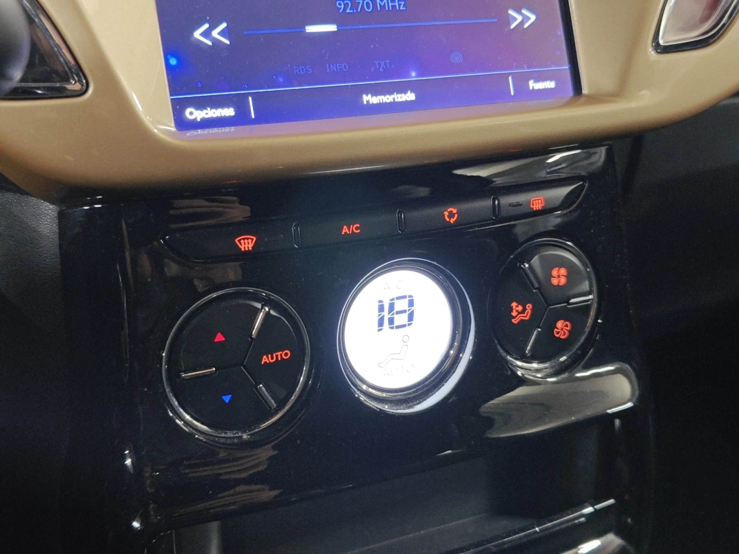 DS DS 3 PERFORMANCE BLACK SPECIAL - Foto 20