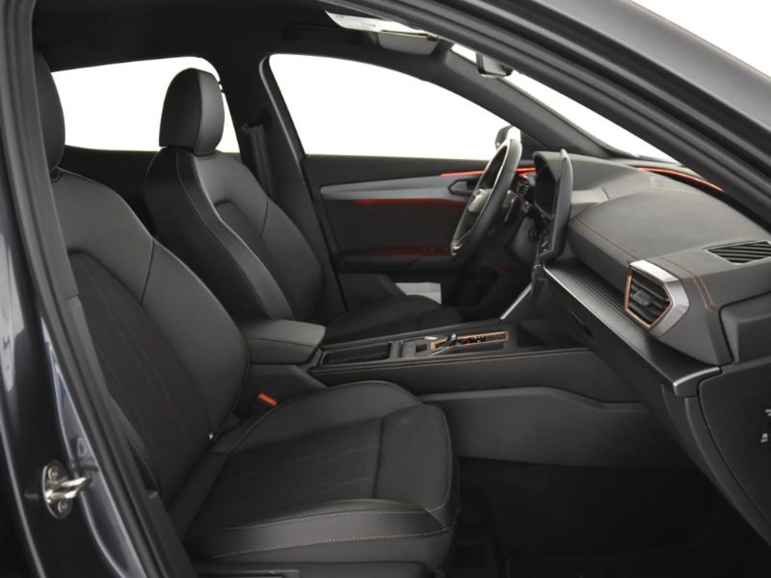 CUPRA FORMENTOR 1.5 TSI E HYBRID 150KW (204 CV) DSG - Foto 5