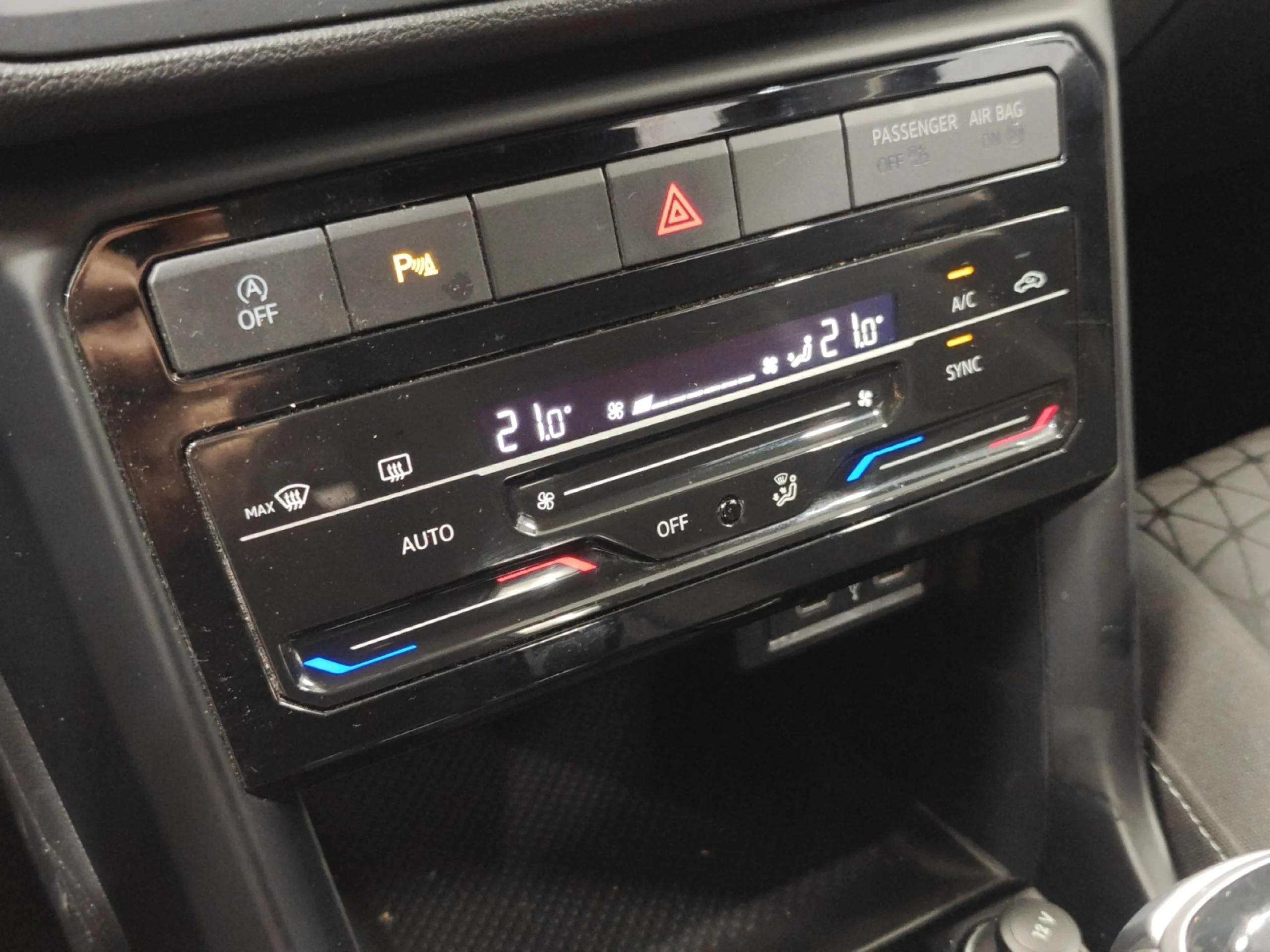 VOLKSWAGEN T CROSS ADVANCE 1.0 TSI 81KW (110CV) DSG - Foto 20