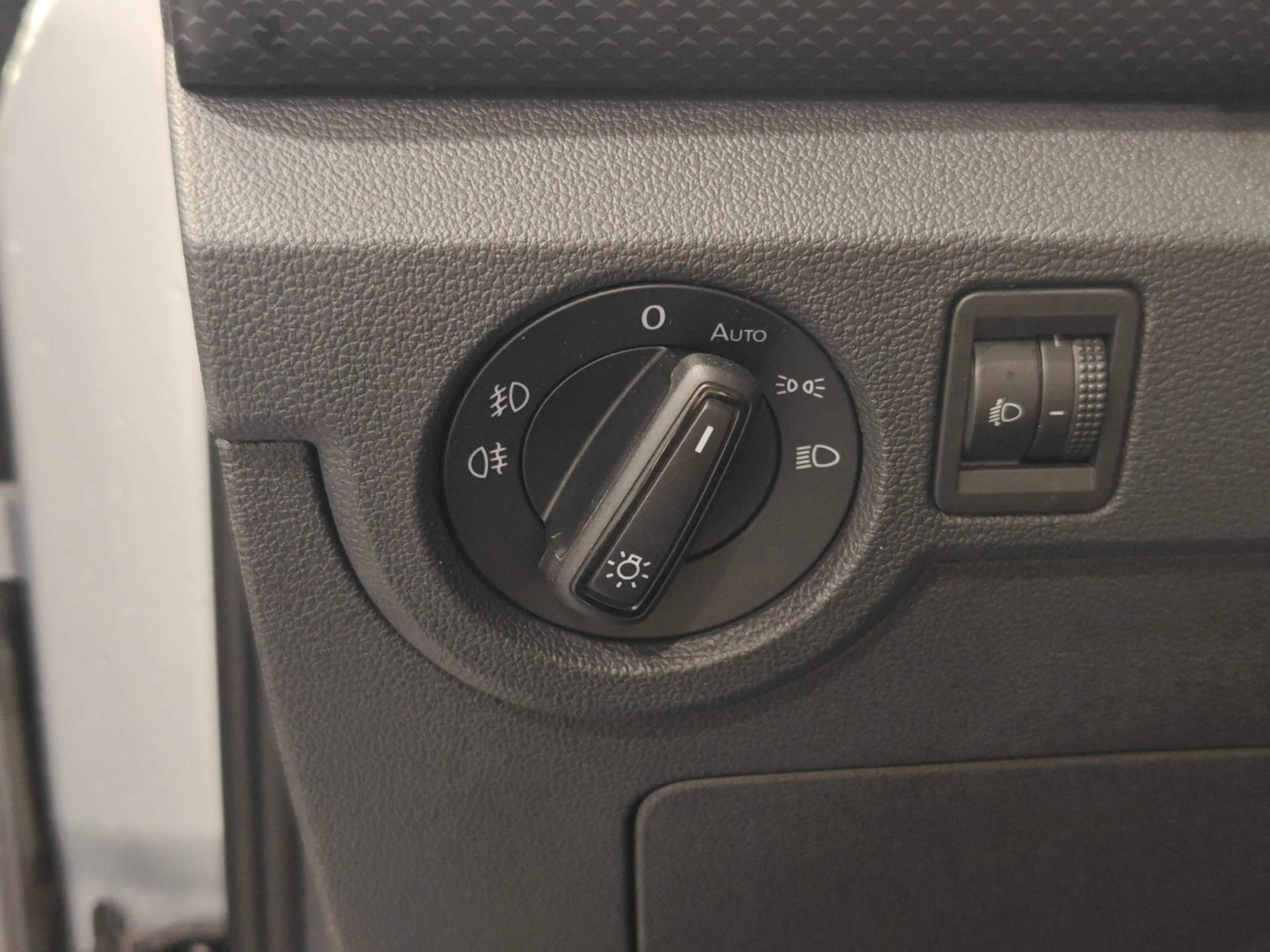 VOLKSWAGEN T CROSS ADVANCE 1.0 TSI 81KW (110CV) - Foto 12