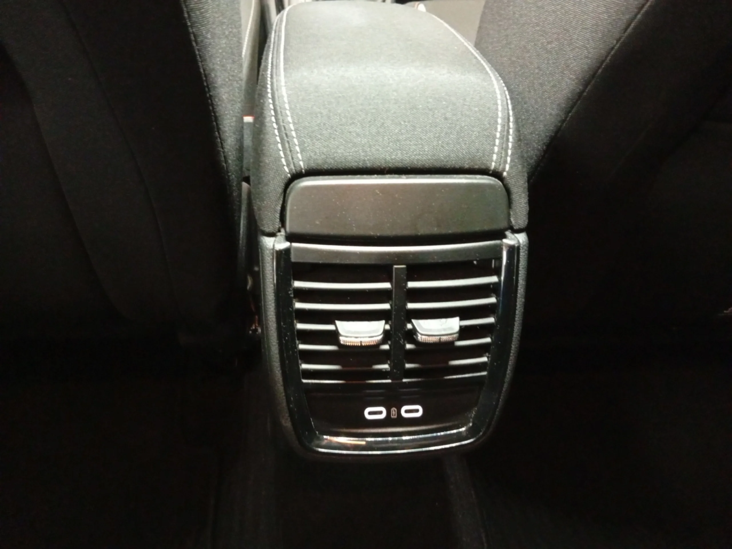 SKODA SCALA 1.5 TSI 110 KW (150 CV) DSG SELECTION - Foto 9