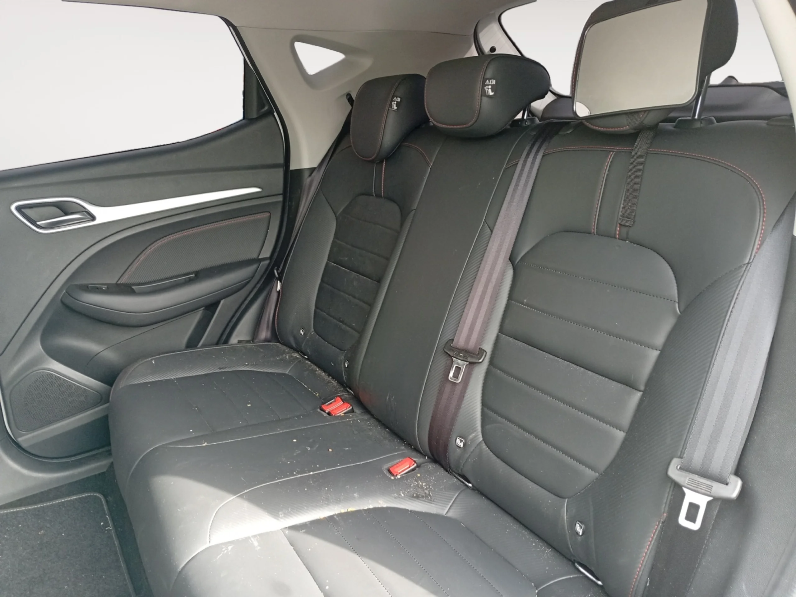 MG Zs 1.0T LUXURY - Foto 6