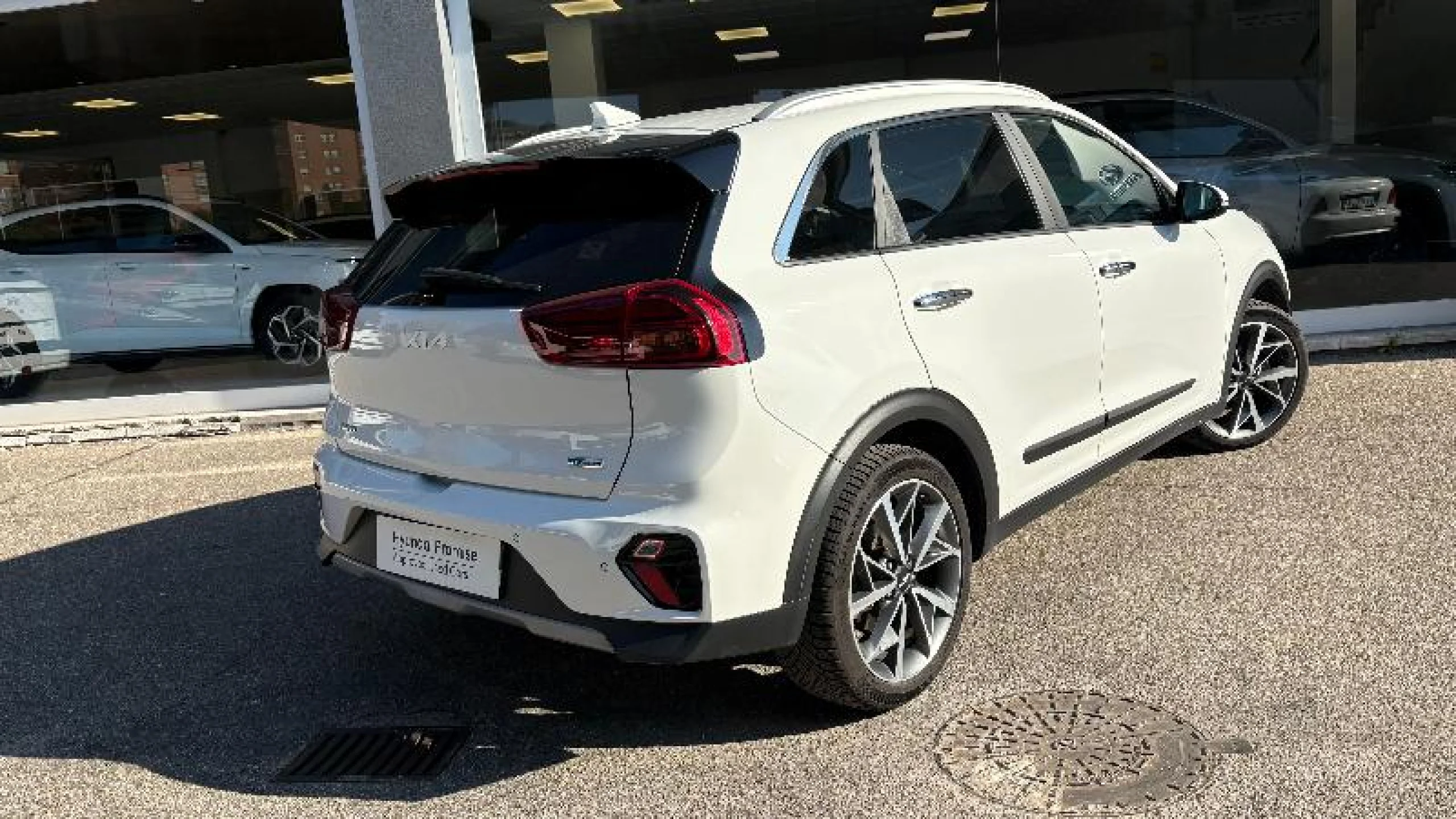 KIA Niro 1.6 GDI HEV 104KW (141CV) EMOTION - Foto 5