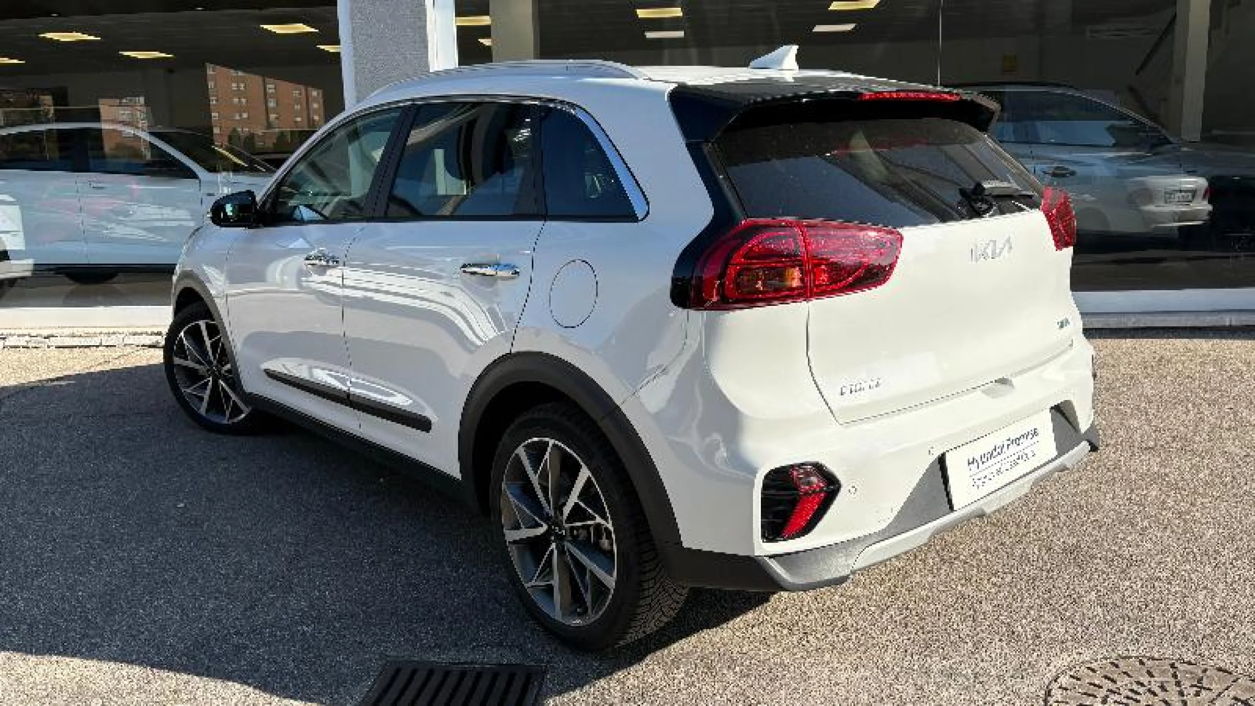 KIA Niro 1.6 GDI HEV 104KW (141CV) EMOTION - Foto 8