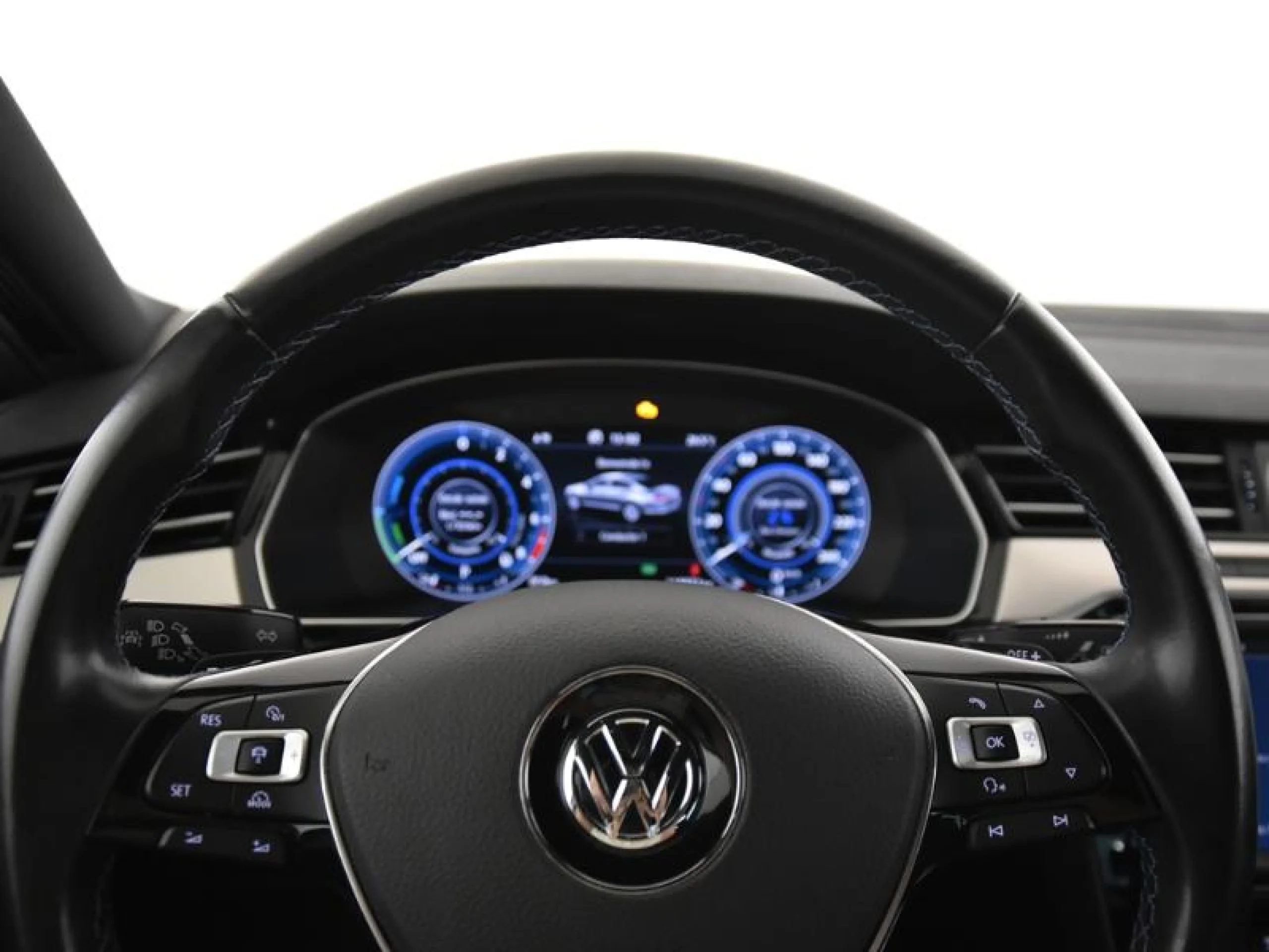 VOLKSWAGEN PASSAT GTE 1.4 TSI 218CV DSG - Foto 15